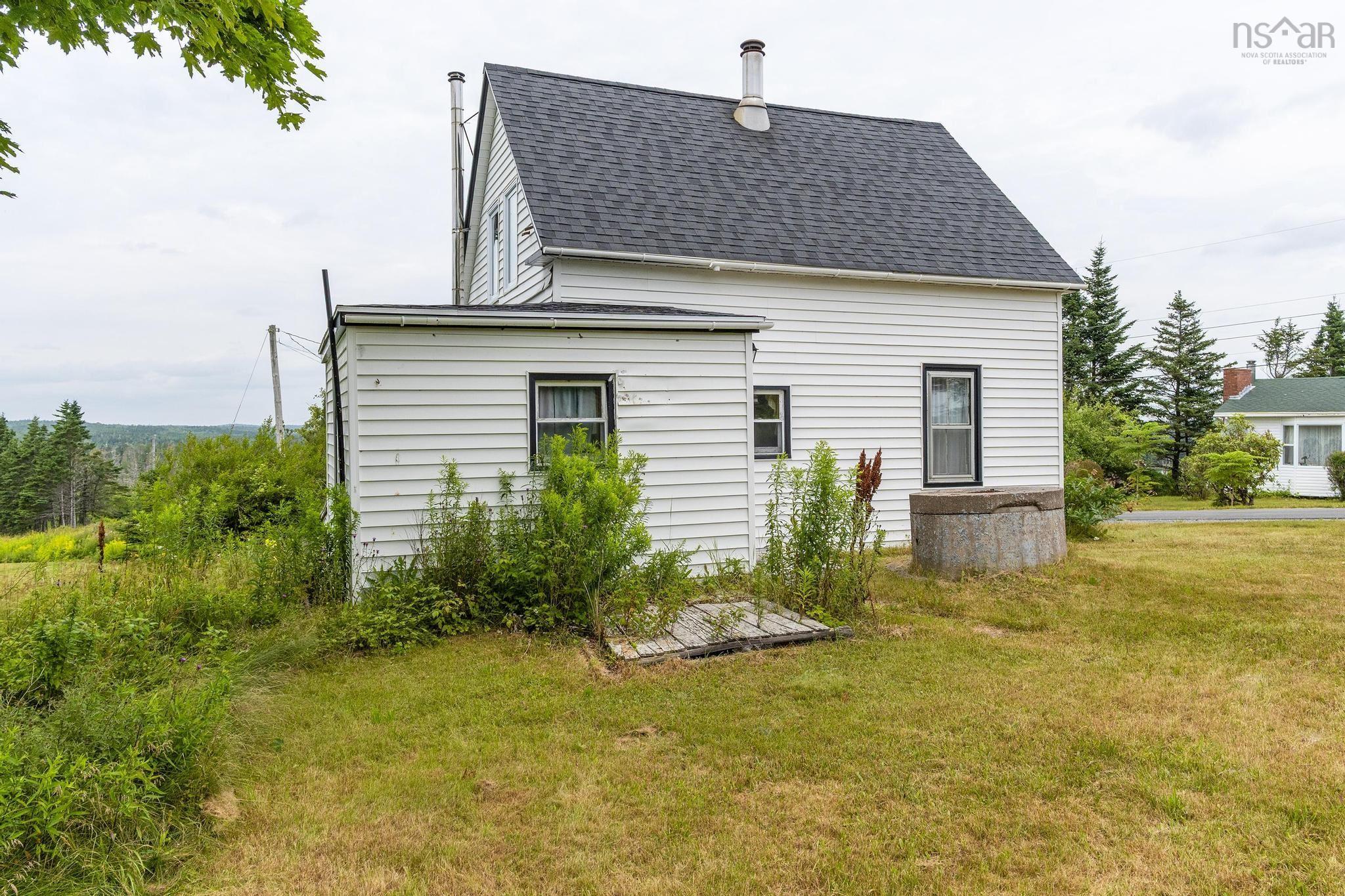 140 Hartling Road photo #12