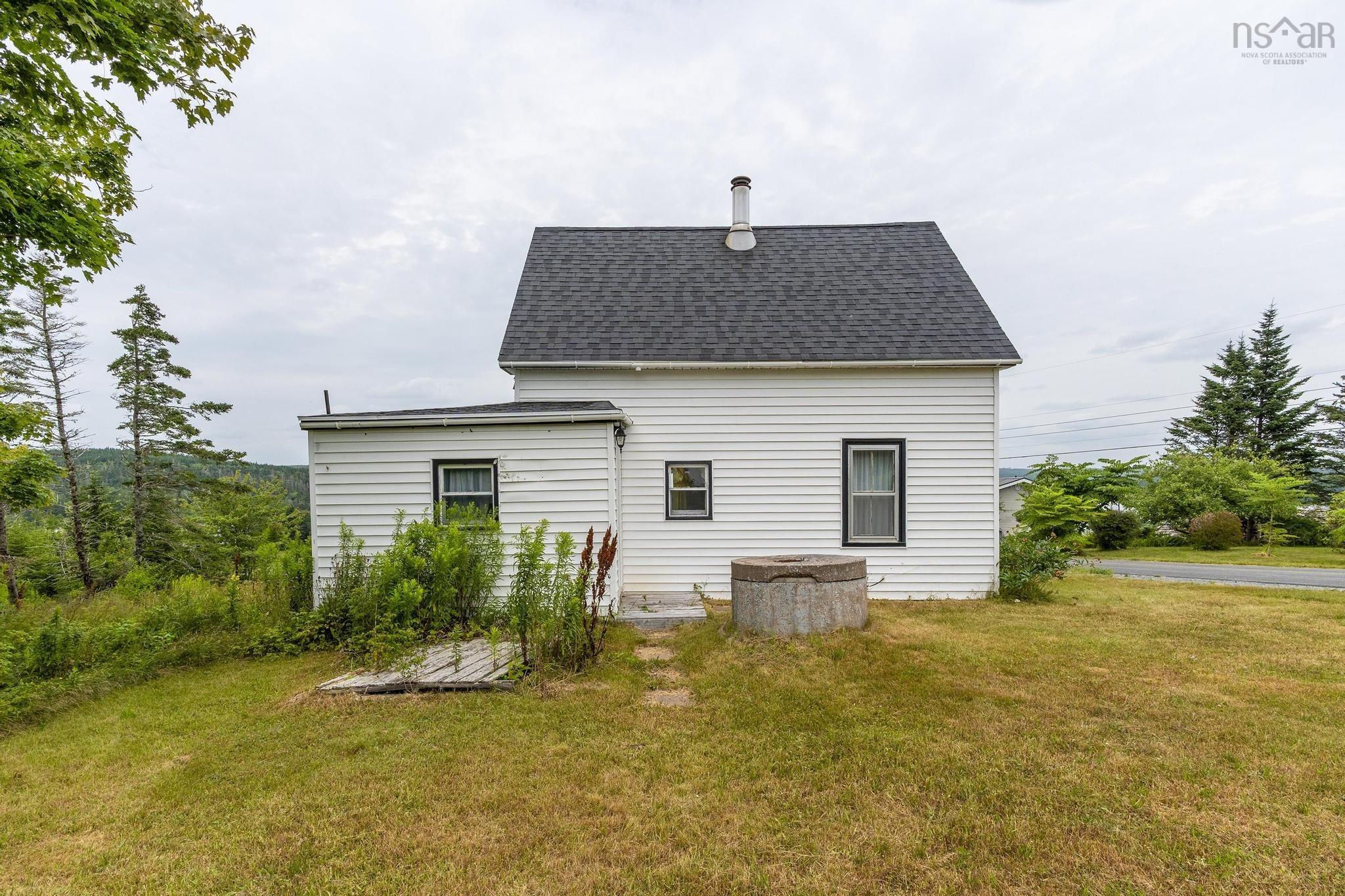 140 Hartling Road photo #13