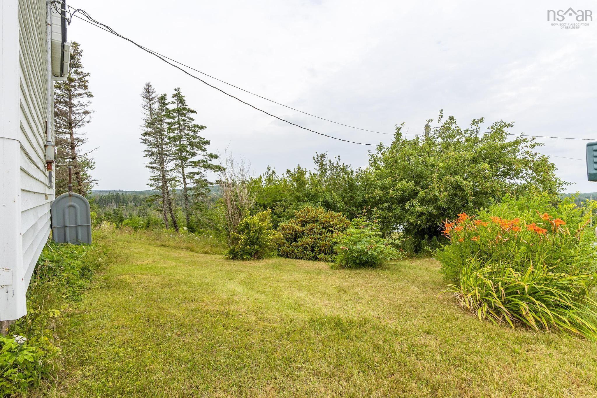 140 Hartling Road photo #15