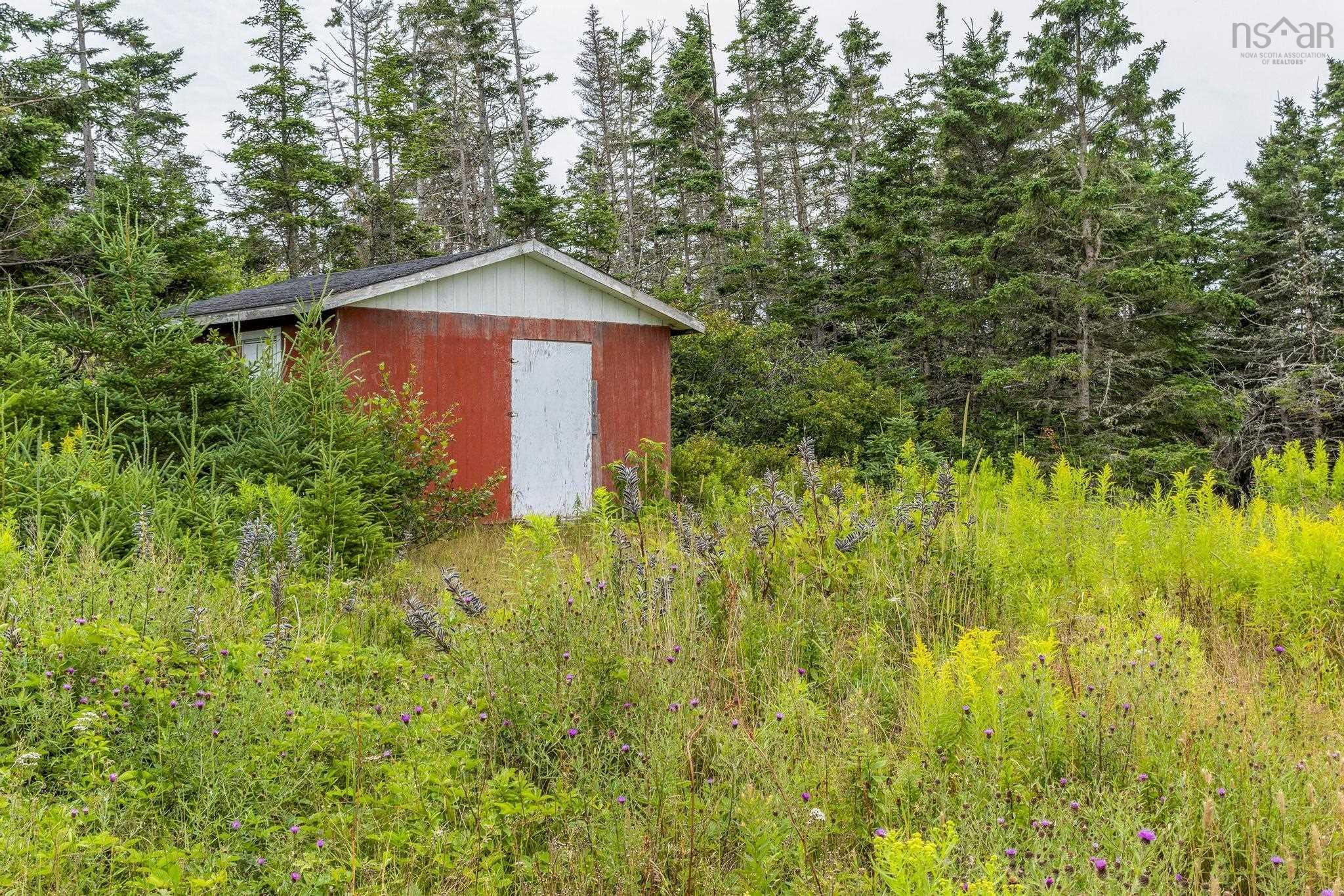 140 Hartling Road photo #21