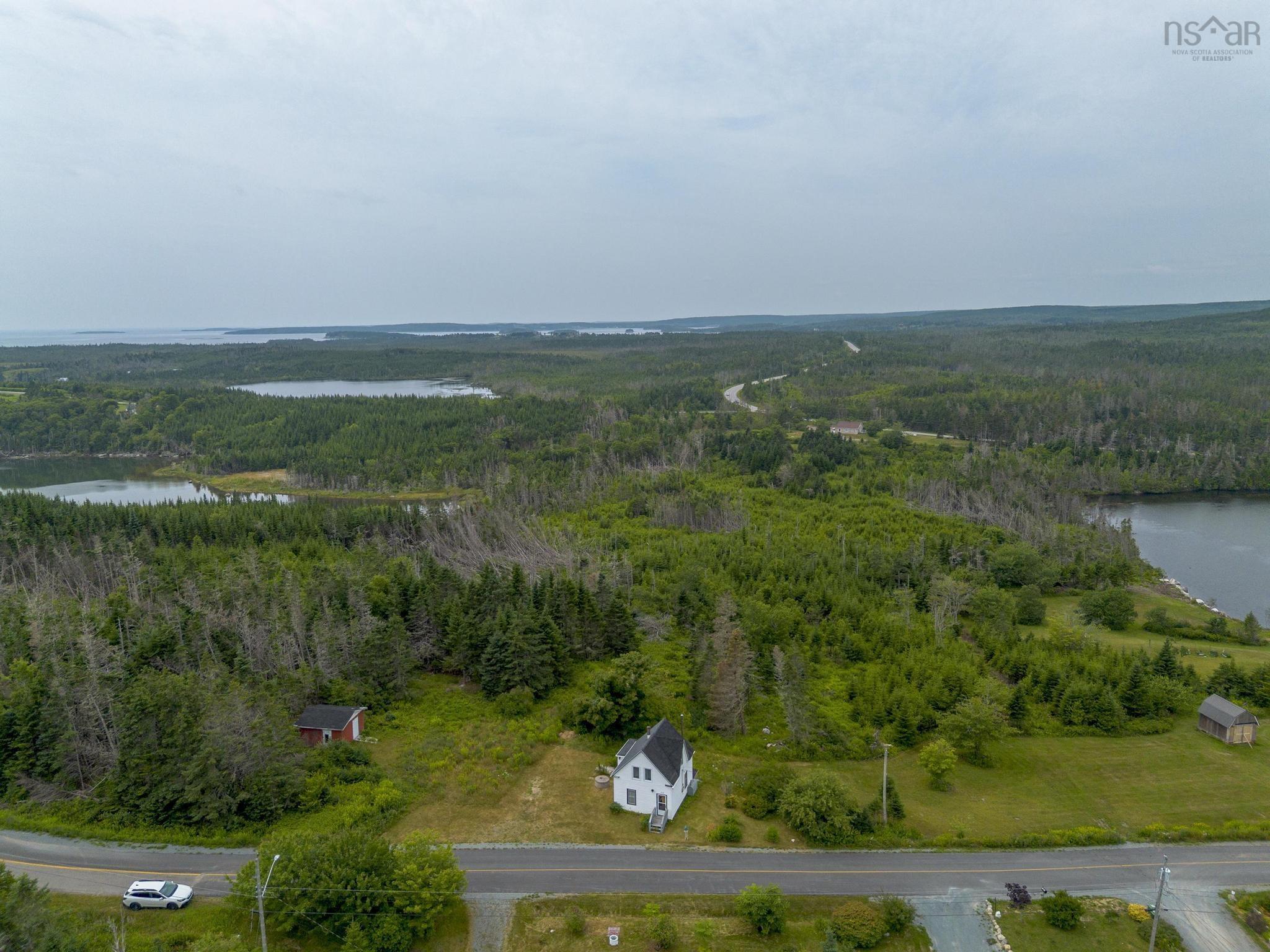 140 Hartling Road photo #34
