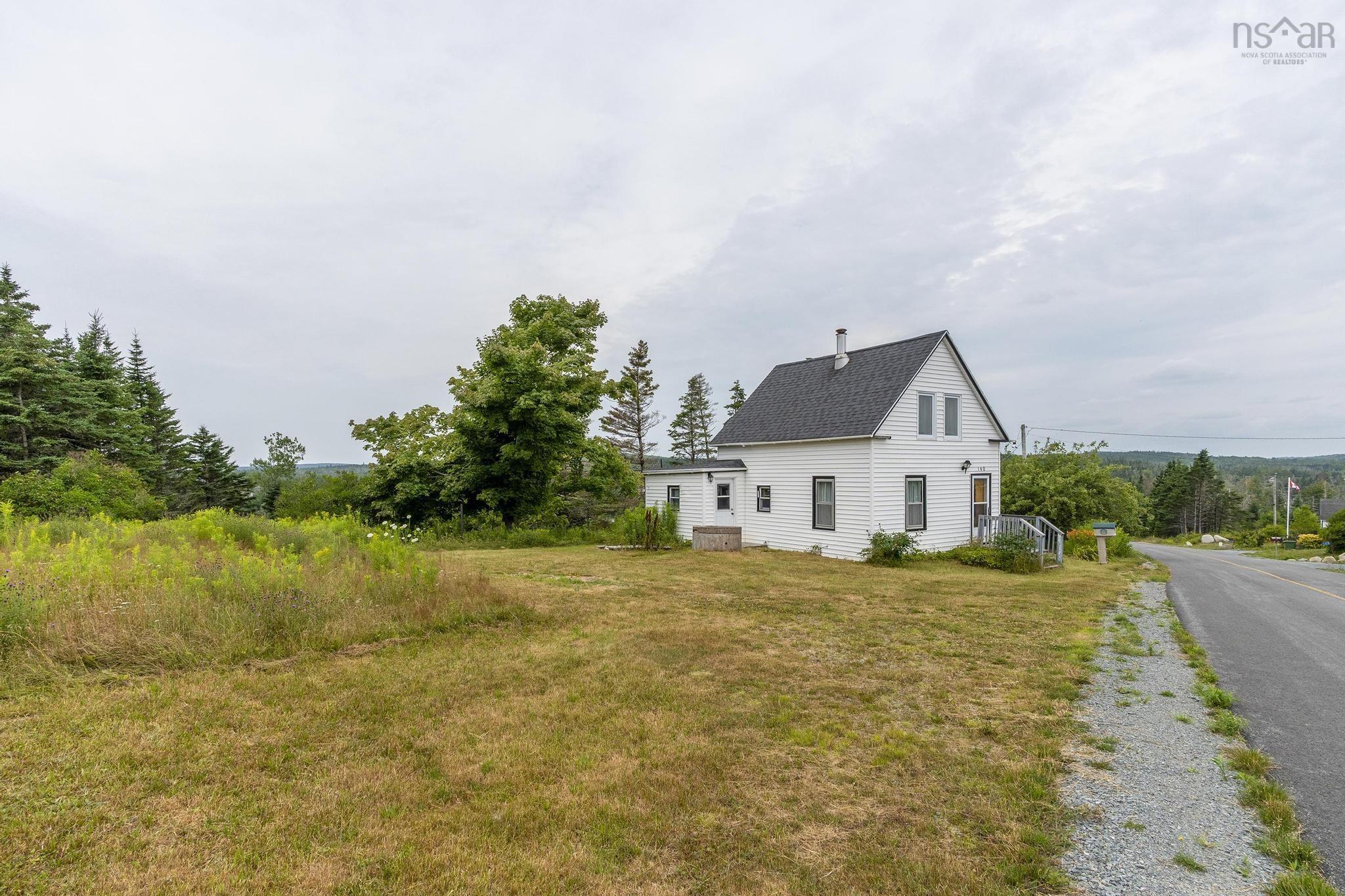 140 Hartling Road photo #6