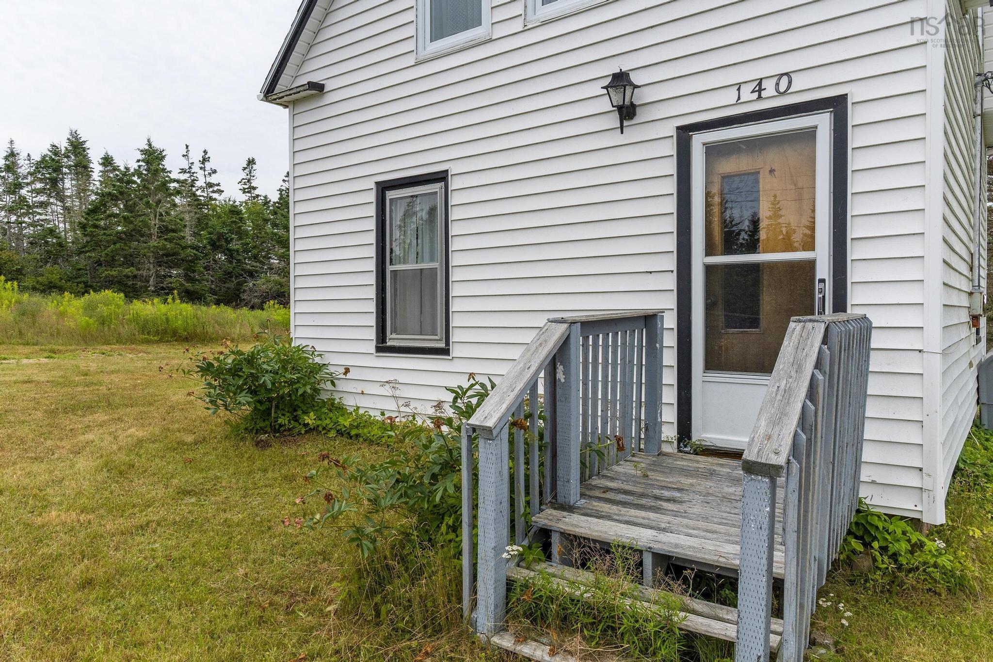 140 Hartling Road photo #10
