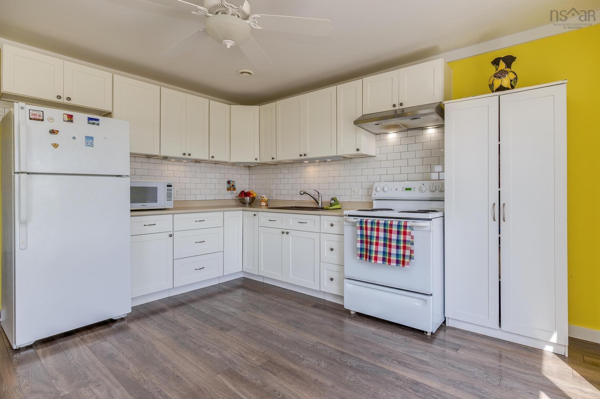 166 Hillside Drive, Boutiliers Point, NS (MLS 202521594)