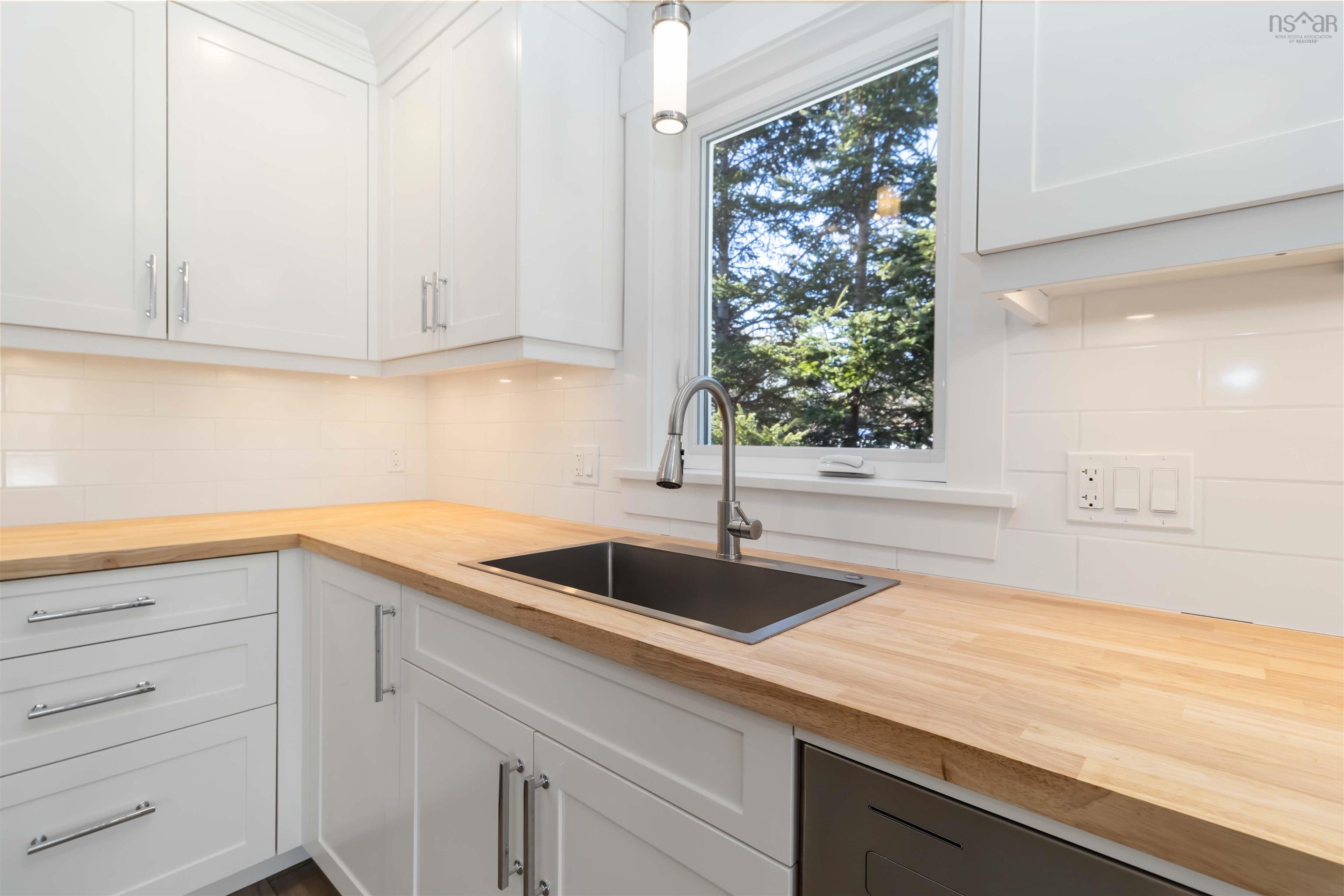 $599,000.00: 1207 Italy Cross Road, Crousetown