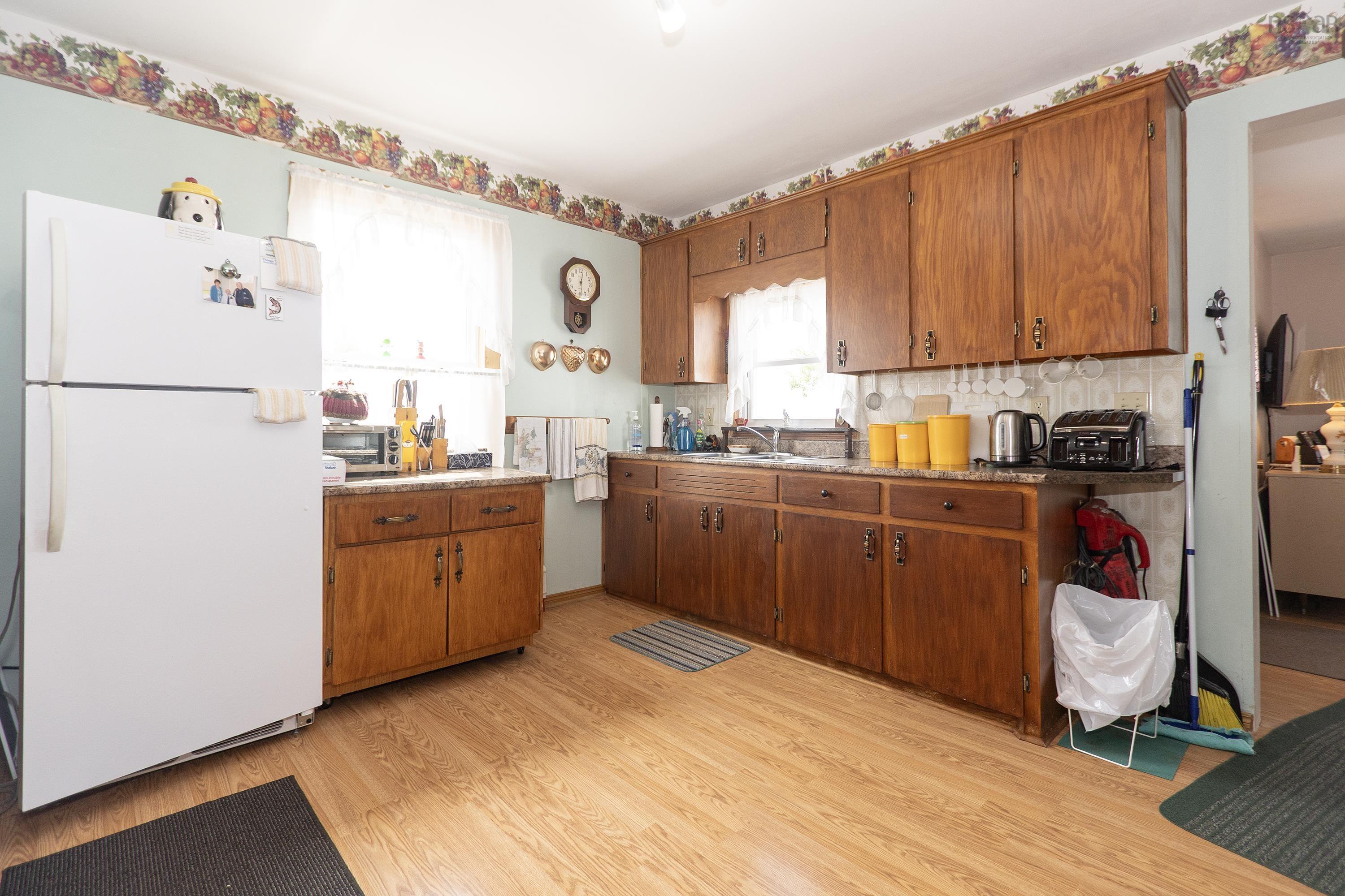 $249,500.00: 3656 Highway 209, Advocate Harbour