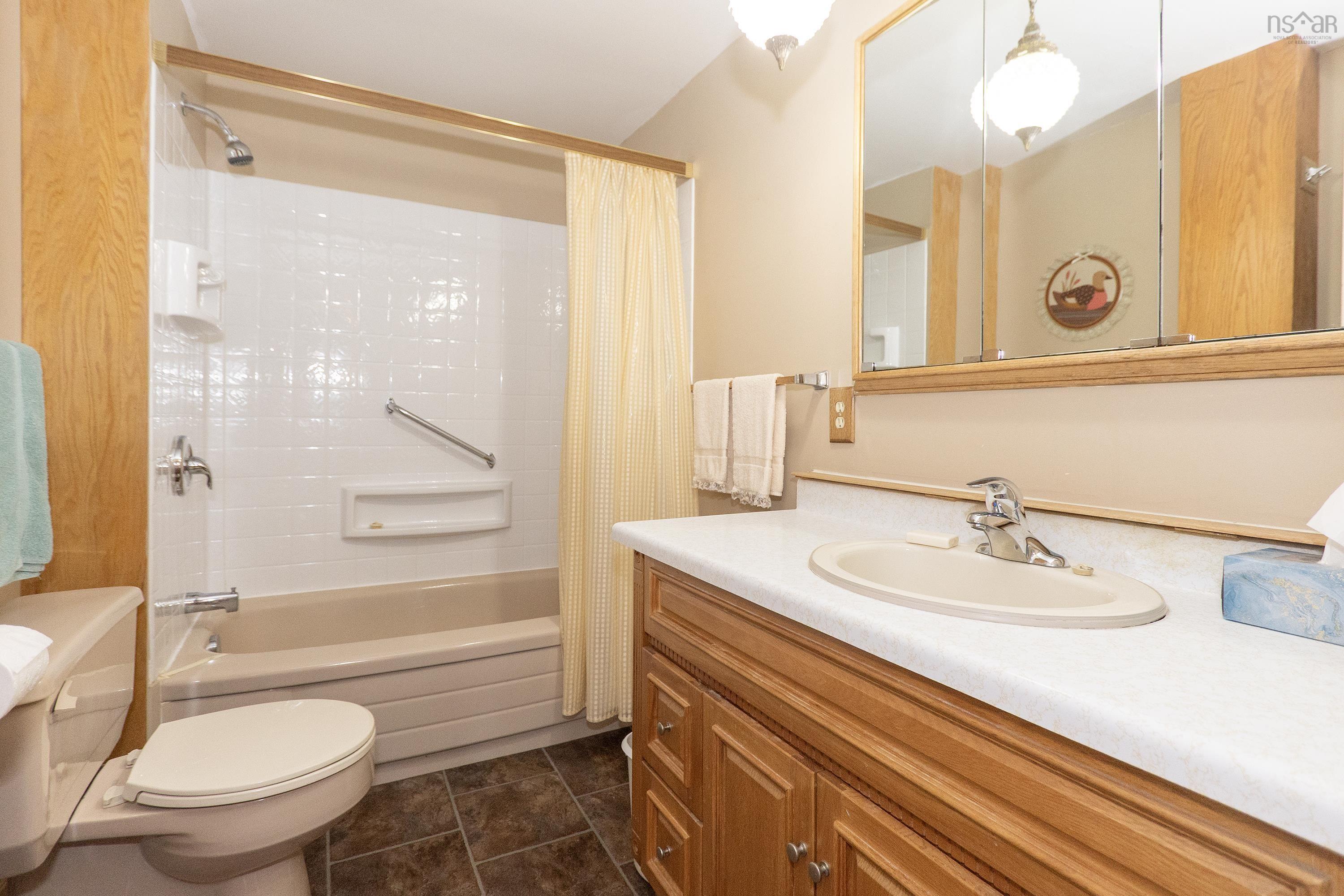 $249,500.00: 3656 Highway 209, Advocate Harbour