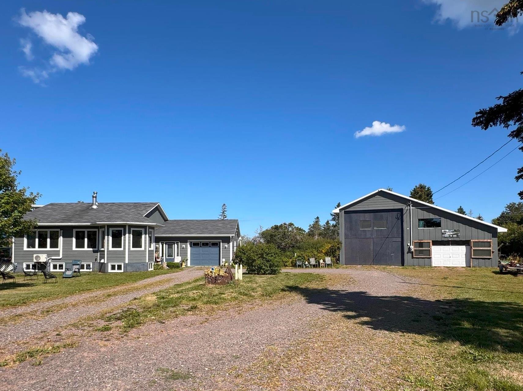 $489,900.00: 615 New Road, Melville