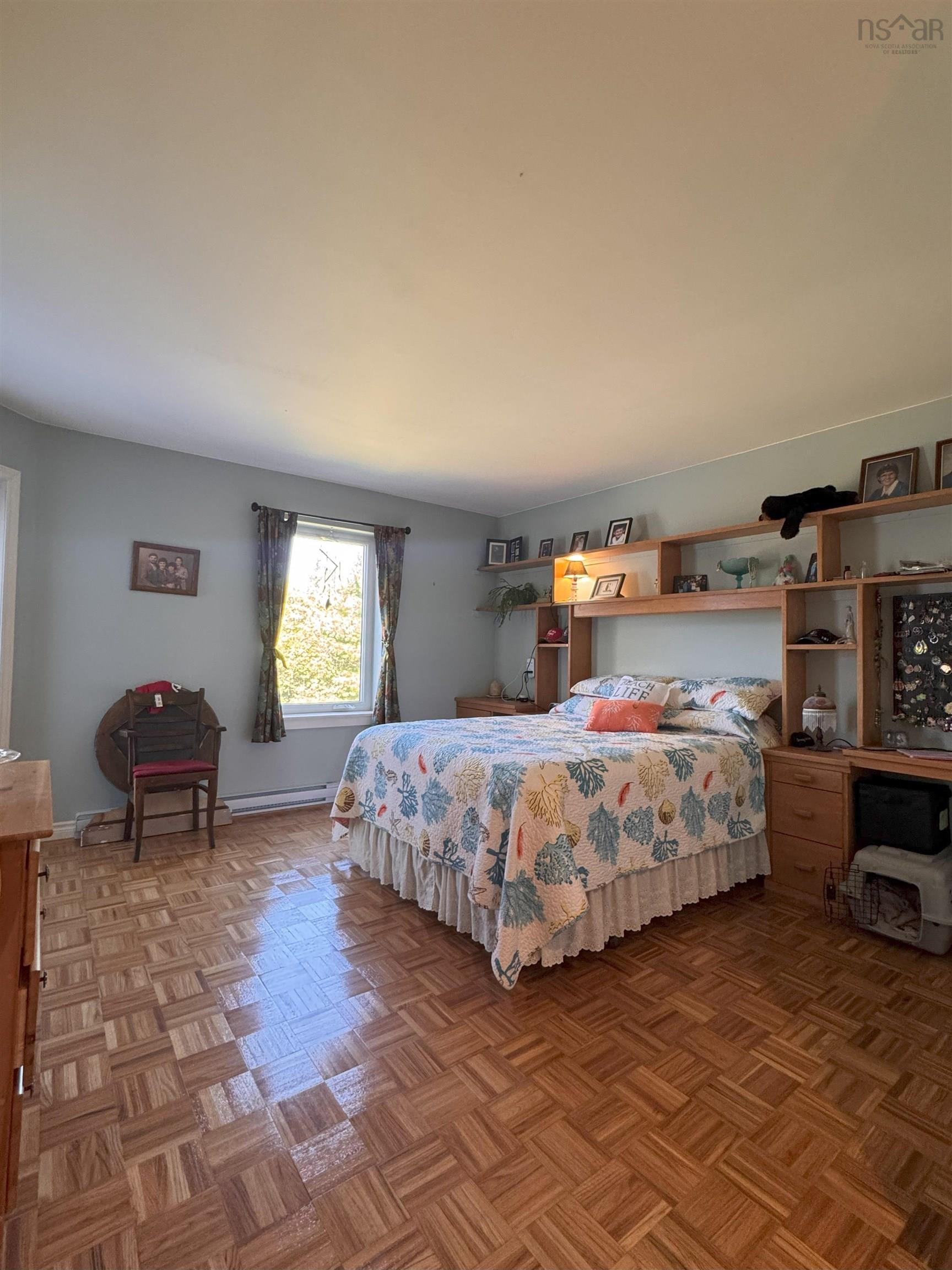 $489,900.00: 615 New Road, Melville