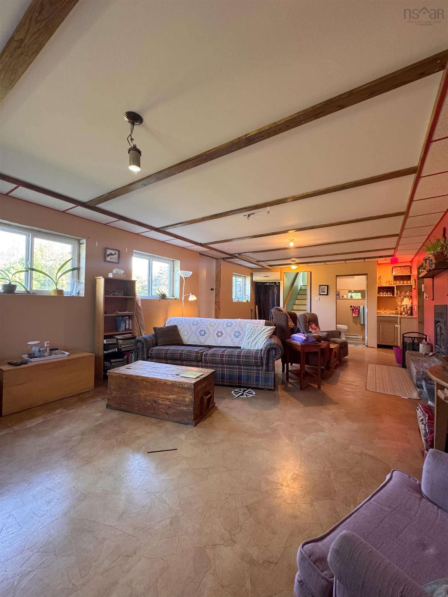 $489,900.00: 615 New Road, Melville