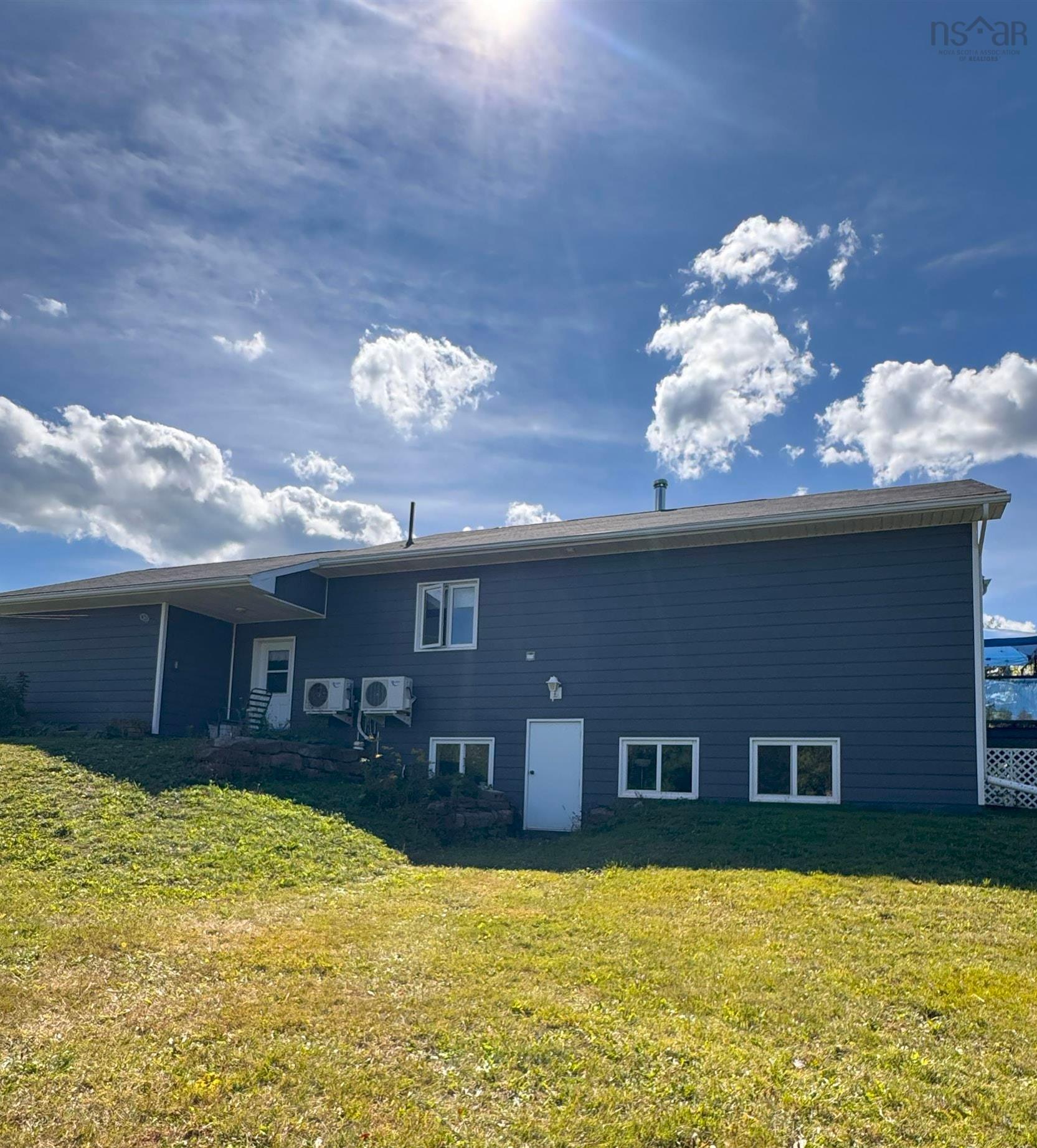 $489,900.00: 615 New Road, Melville