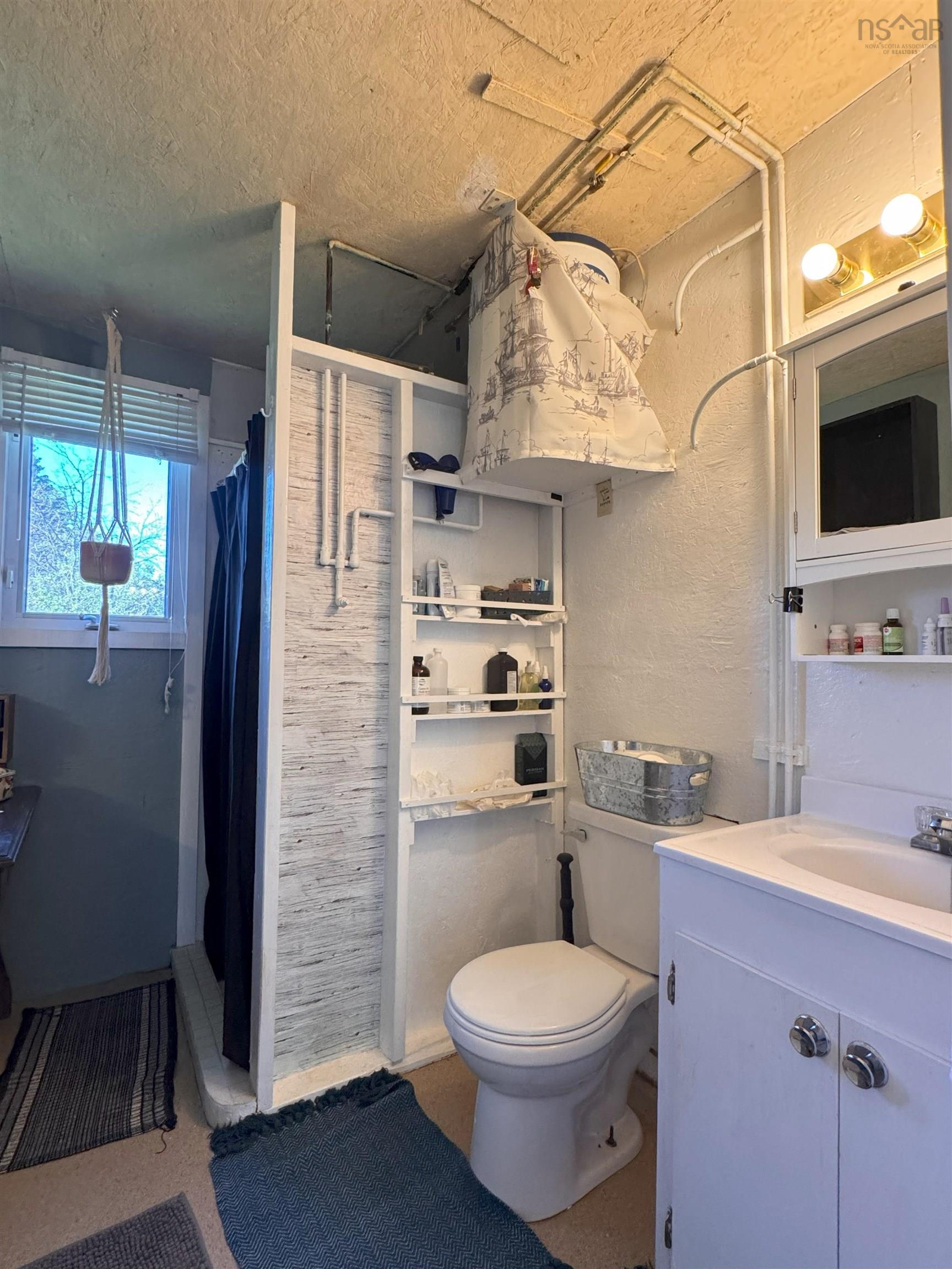 $489,900.00: 615 New Road, Melville