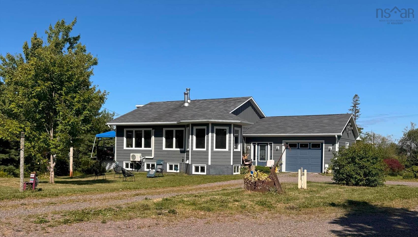 $489,900.00: 615 New Road, Melville