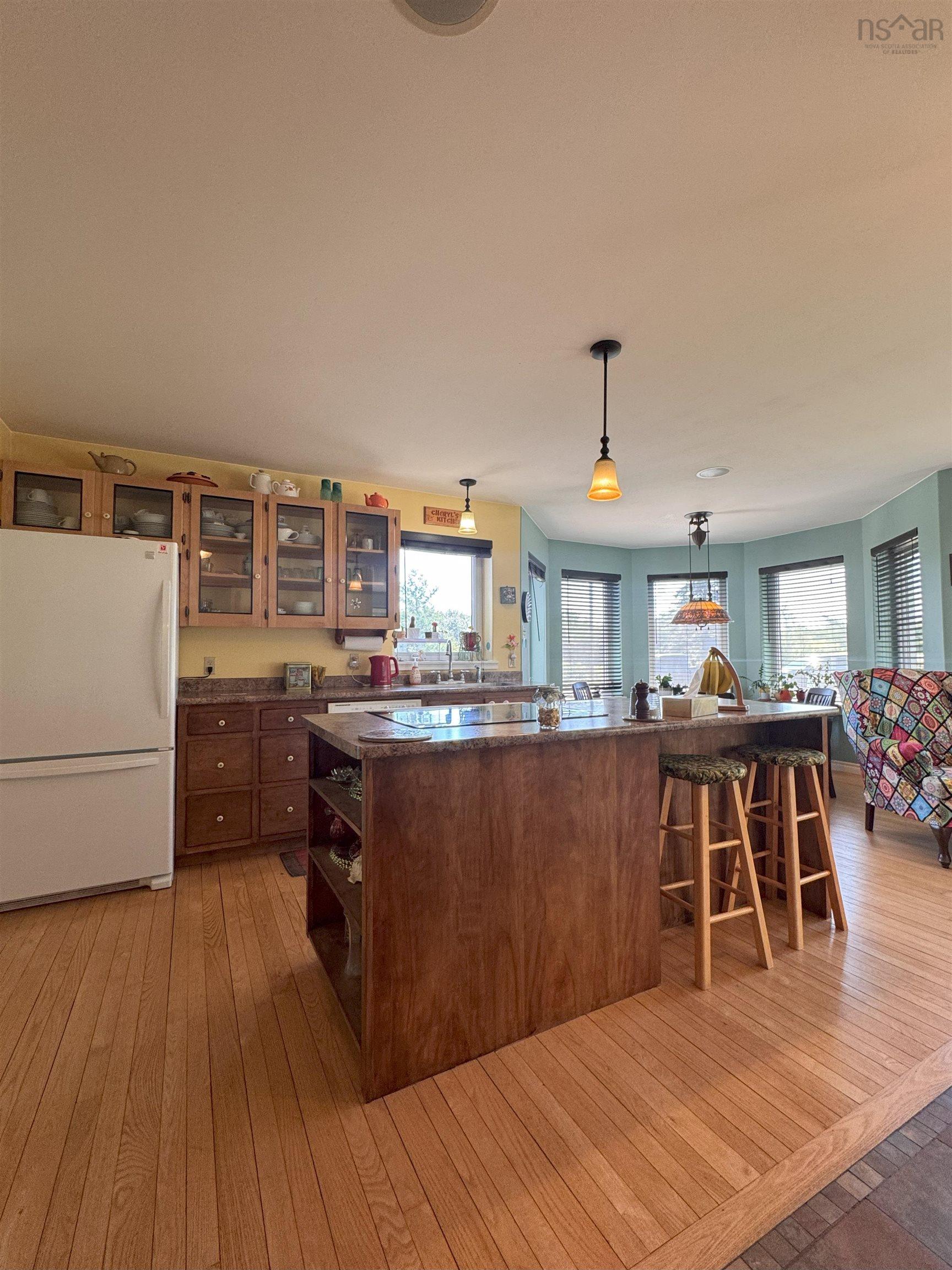 $489,900.00: 615 New Road, Melville