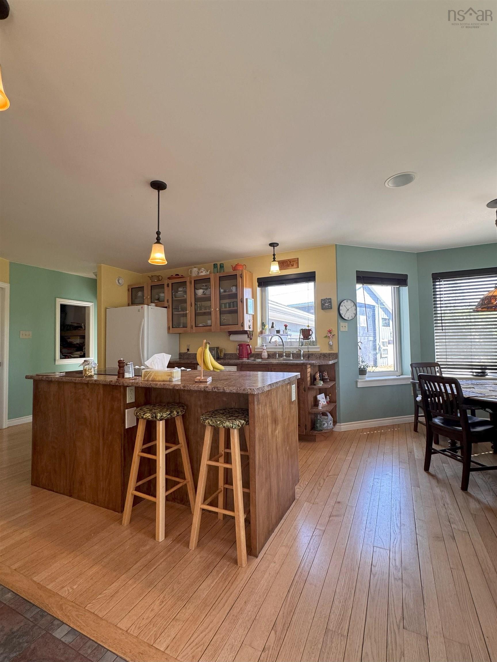 $489,900.00: 615 New Road, Melville