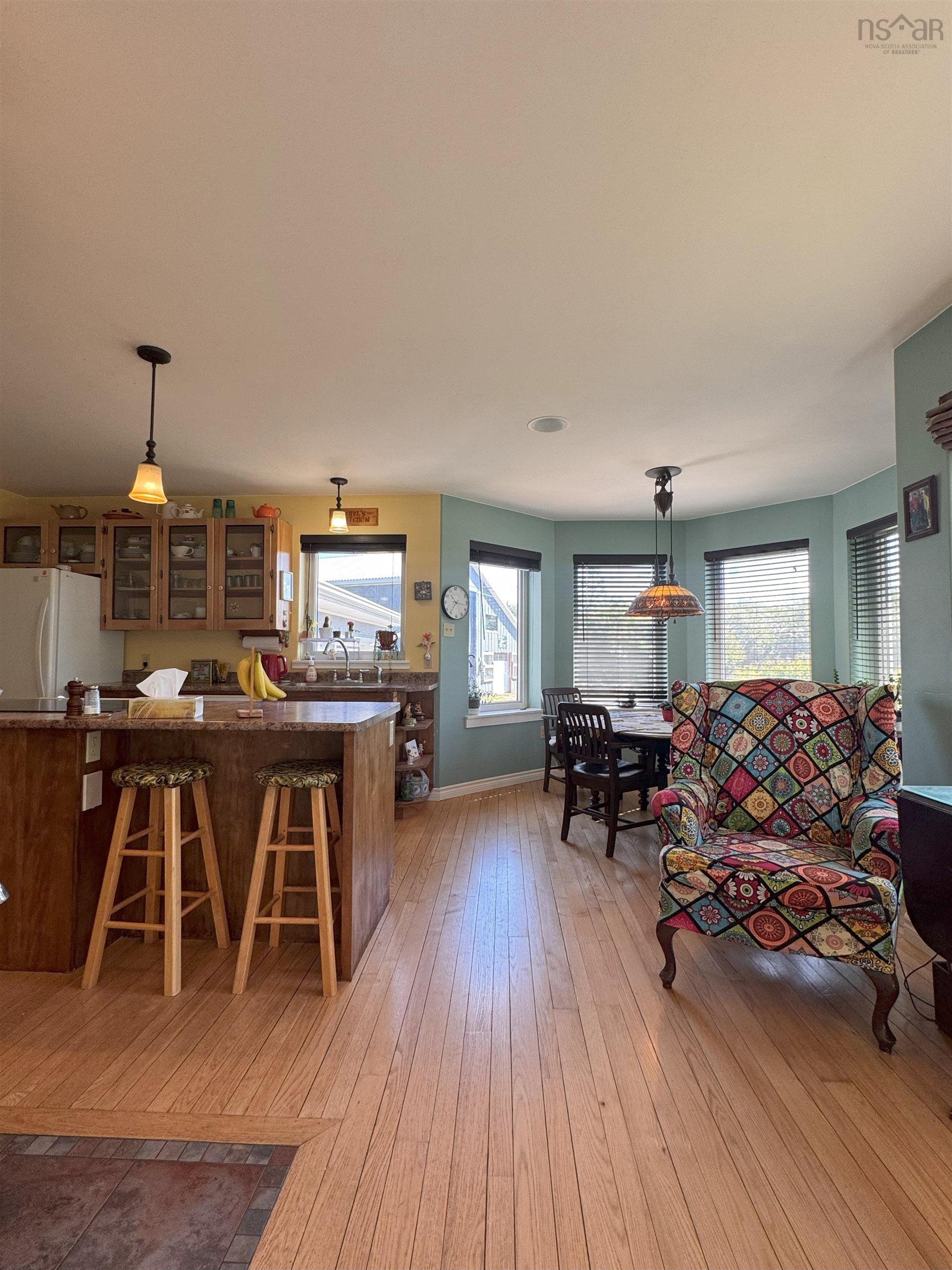 $489,900.00: 615 New Road, Melville