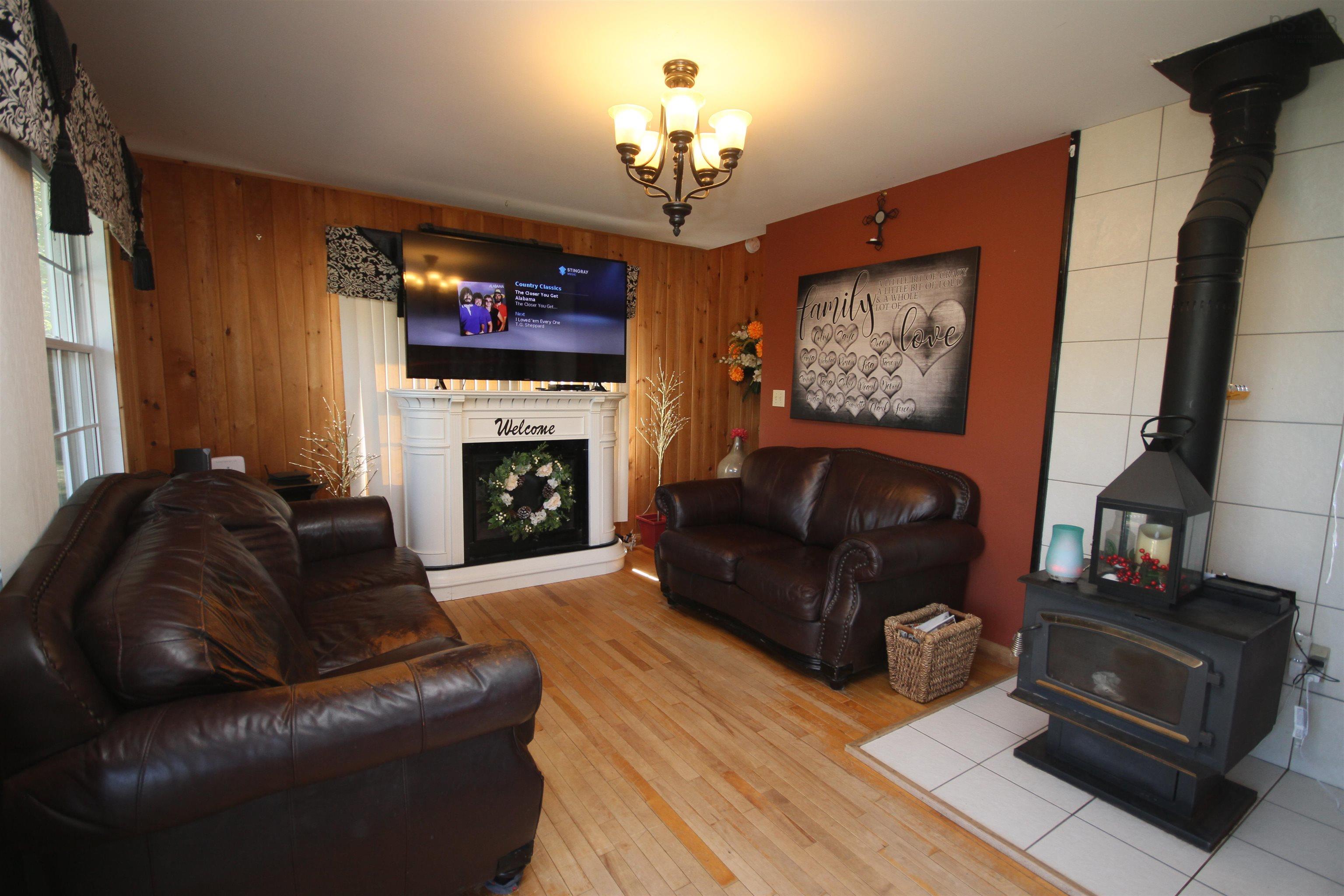 $439,000.00: 77 Lower River Road, Cleveland