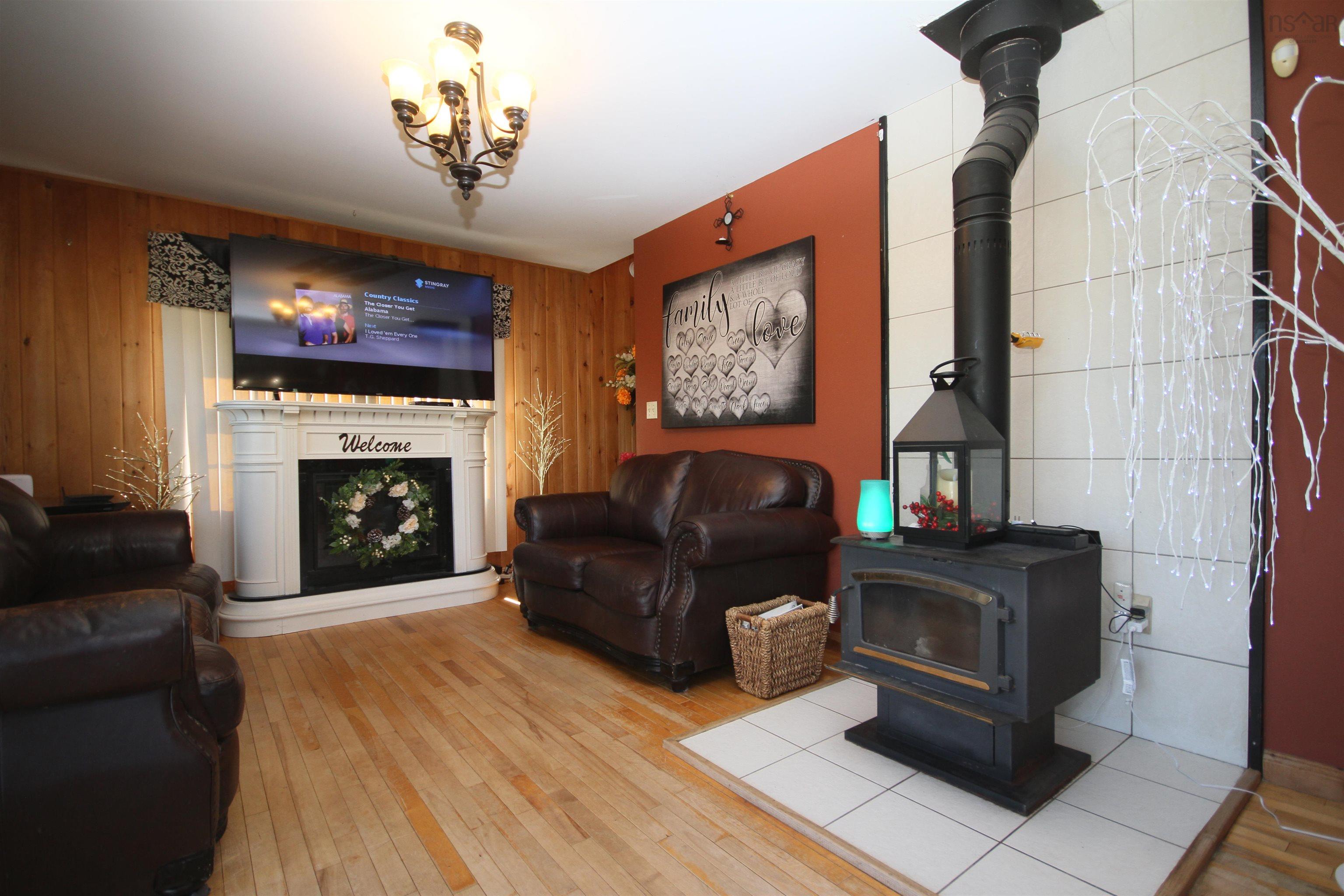 $439,000.00: 77 Lower River Road, Cleveland