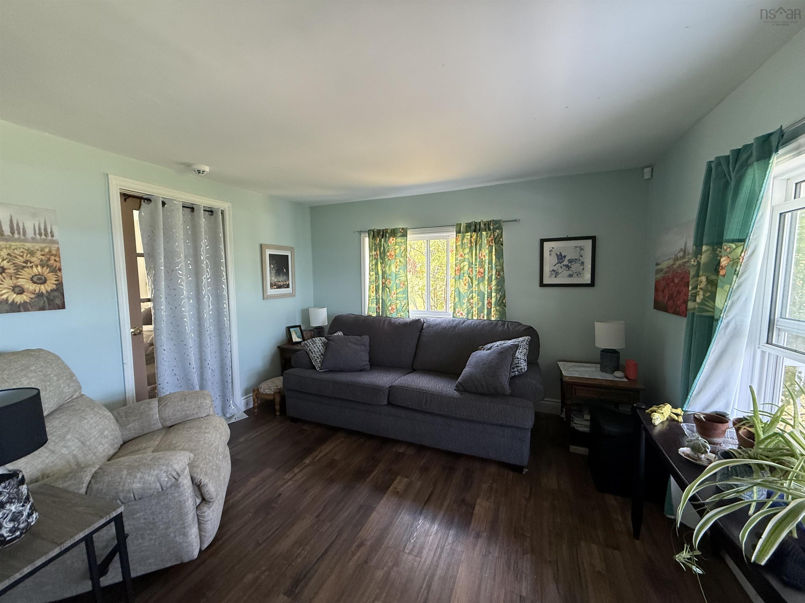 $274,999.00: 9361 16 Highway, Cooks Cove