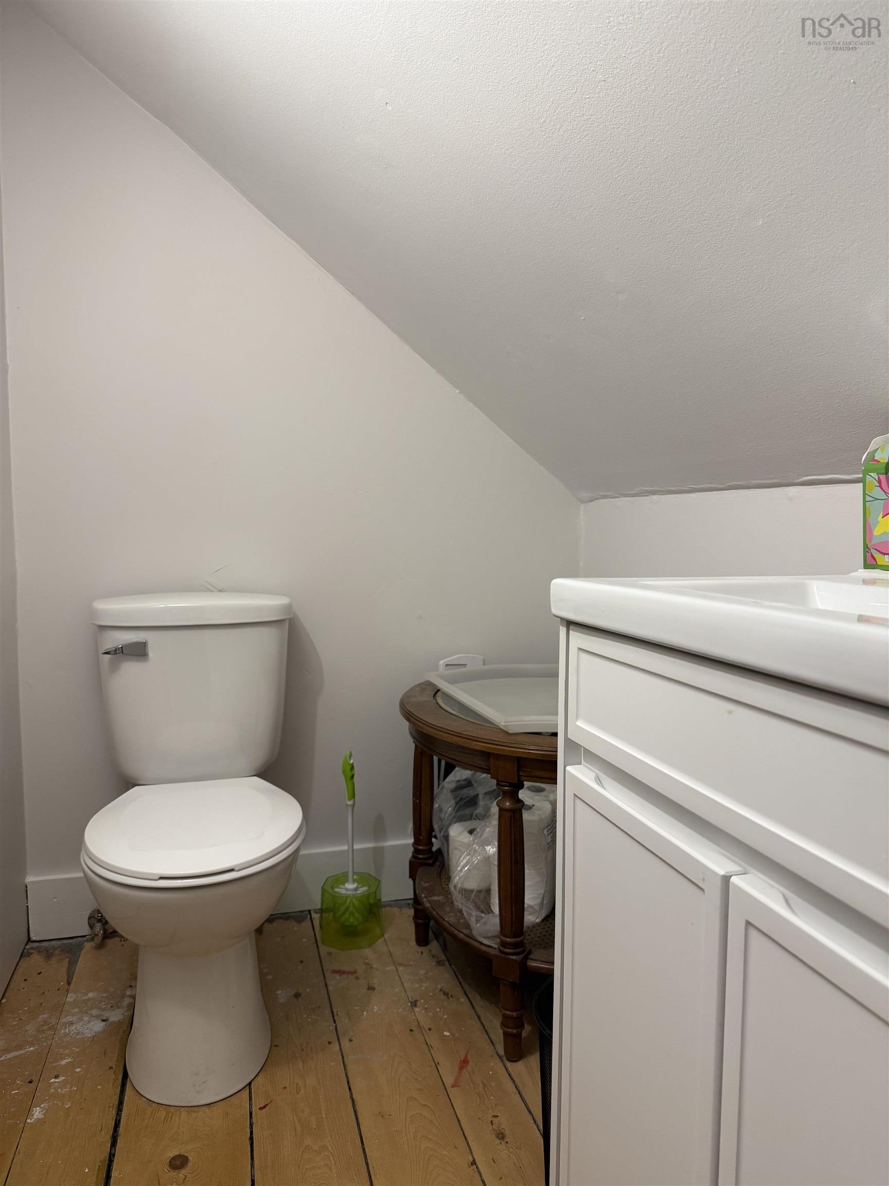 $274,999.00: 9361 16 Highway, Cooks Cove