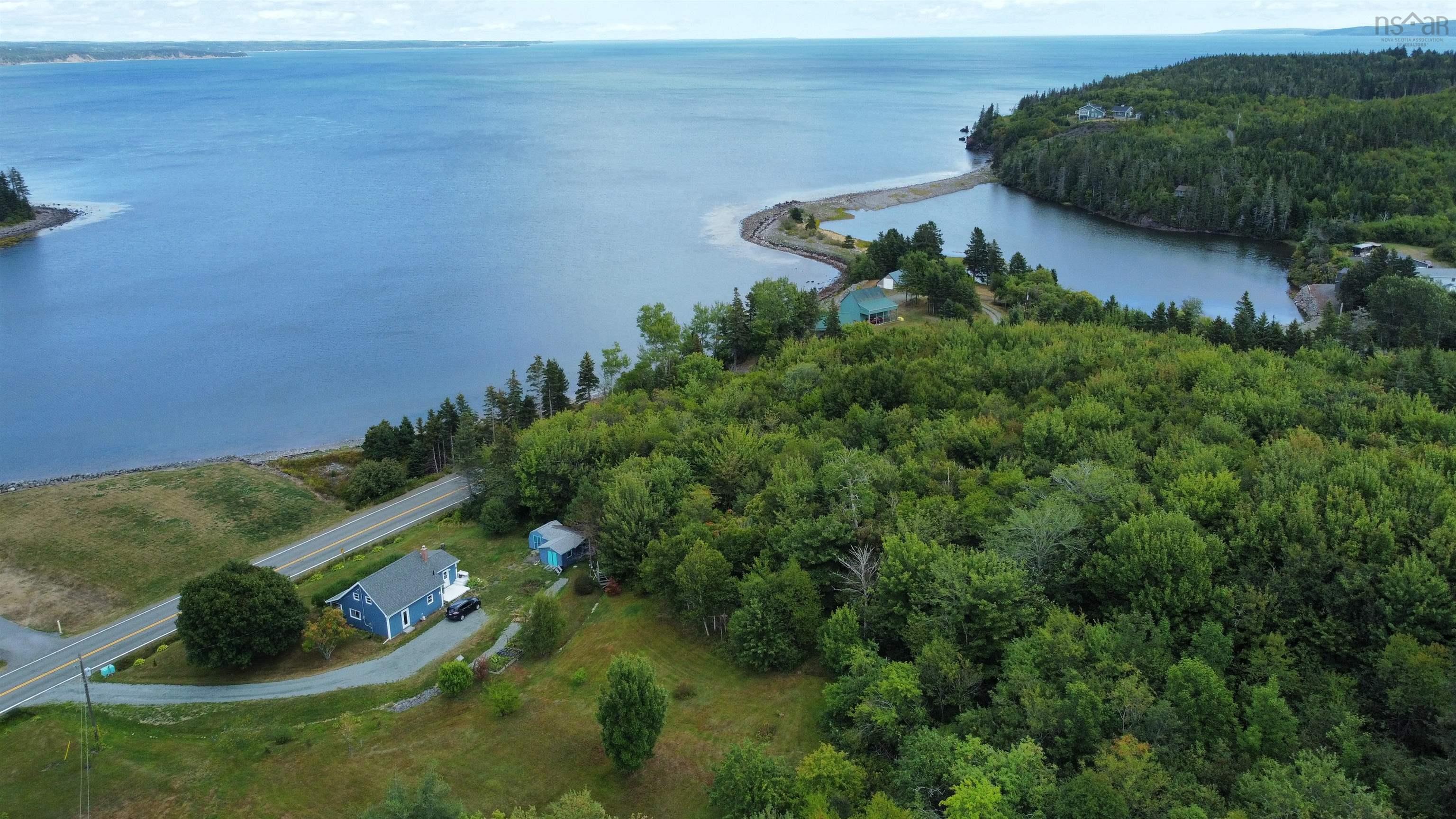 $274,999.00: 9361 16 Highway, Cooks Cove
