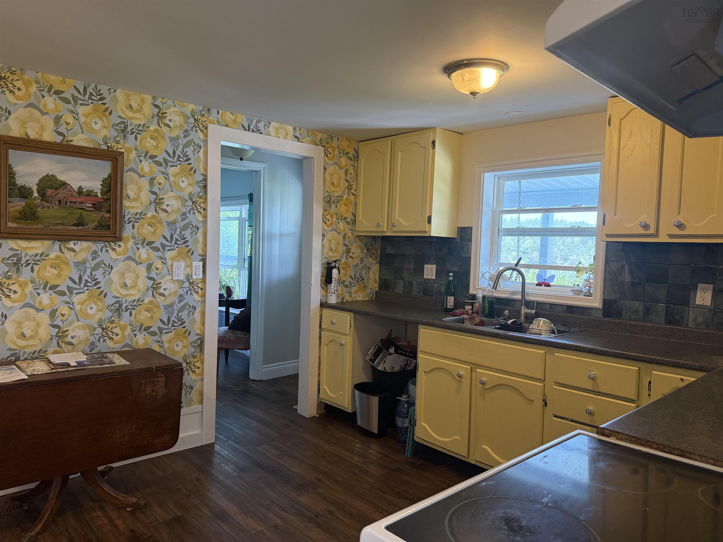 $274,999.00: 9361 16 Highway, Cooks Cove