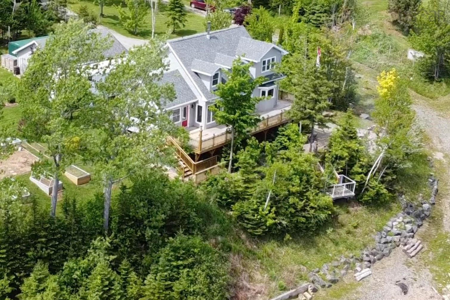 $672,500.00: 5067 Kempt Head Road, Southside Boularderie