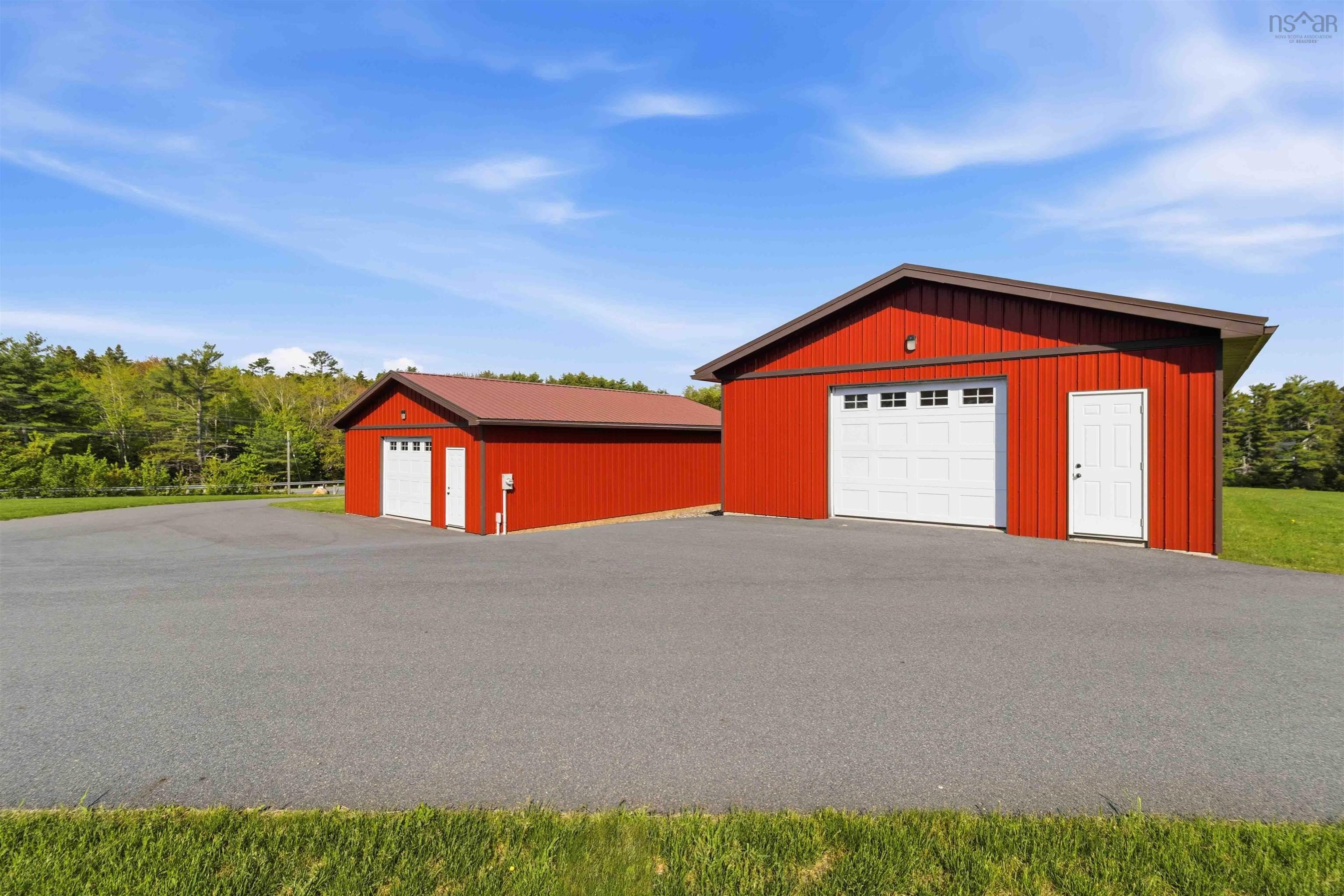 $2,199,000.00: 2539 Highway 331, West Lahave