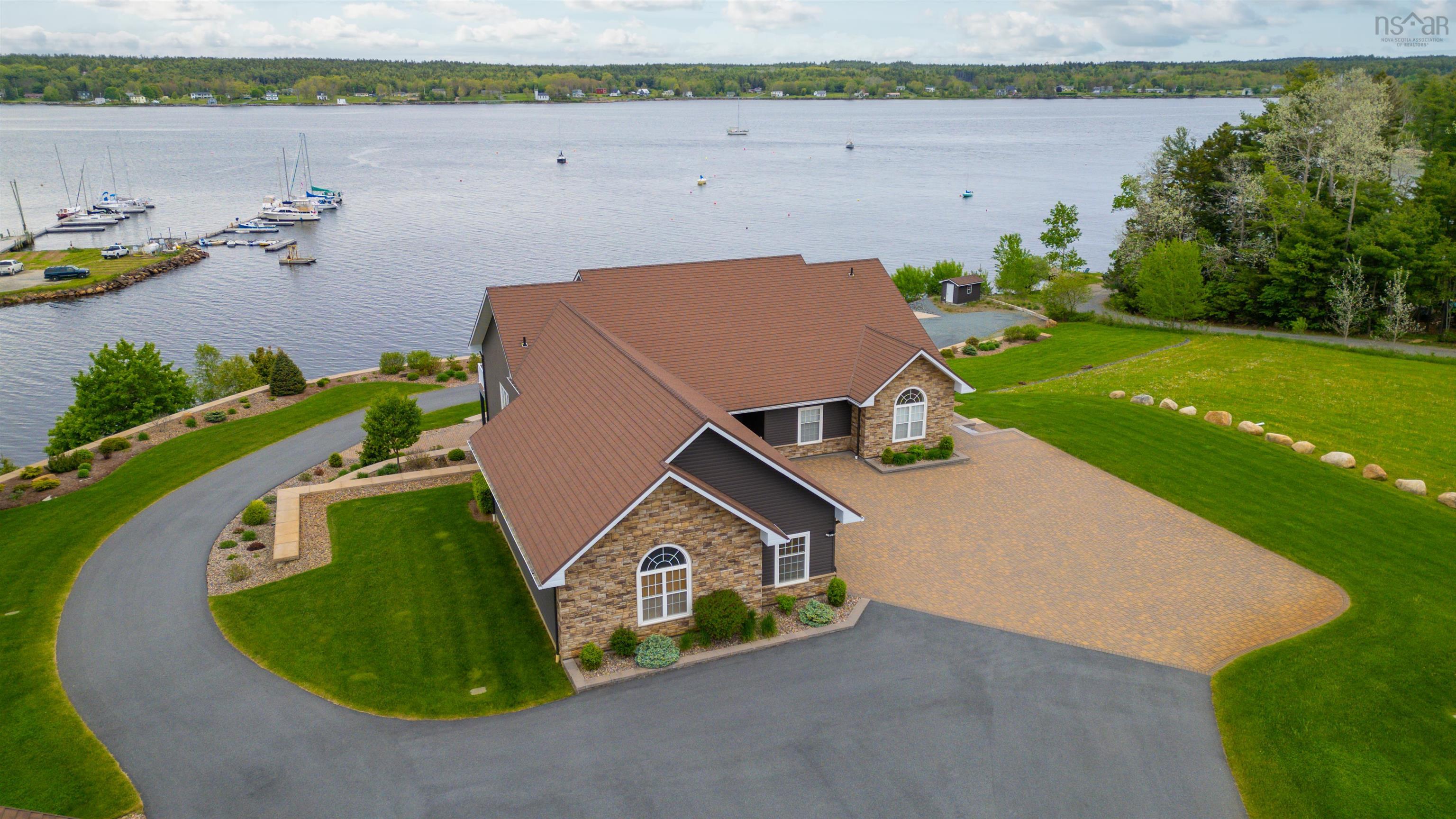 $2,199,000.00: 2539 Highway 331, West Lahave