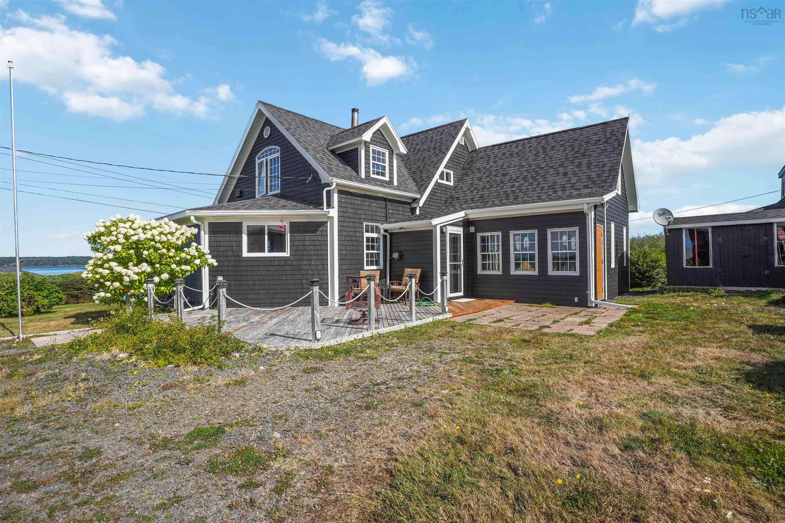 $399,900.00: 427 Overcove Road, Freeport
