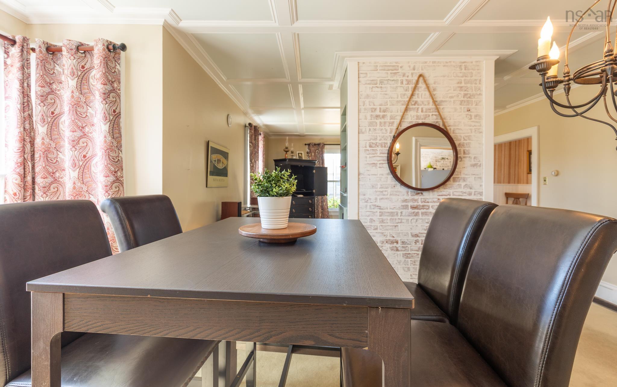 $334,900.00: 53 William Street, Yarmouth