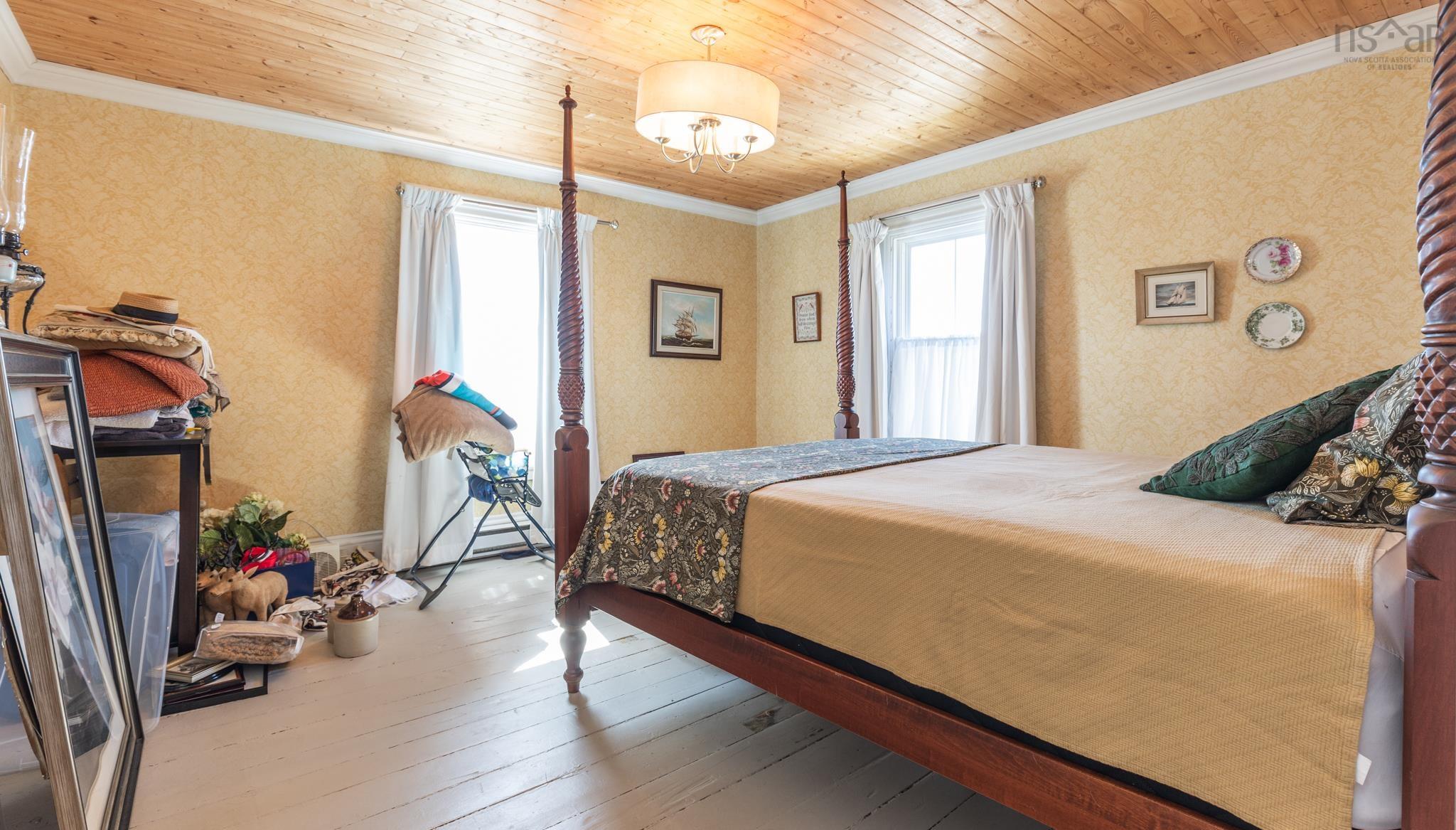 $334,900.00: 53 William Street, Yarmouth