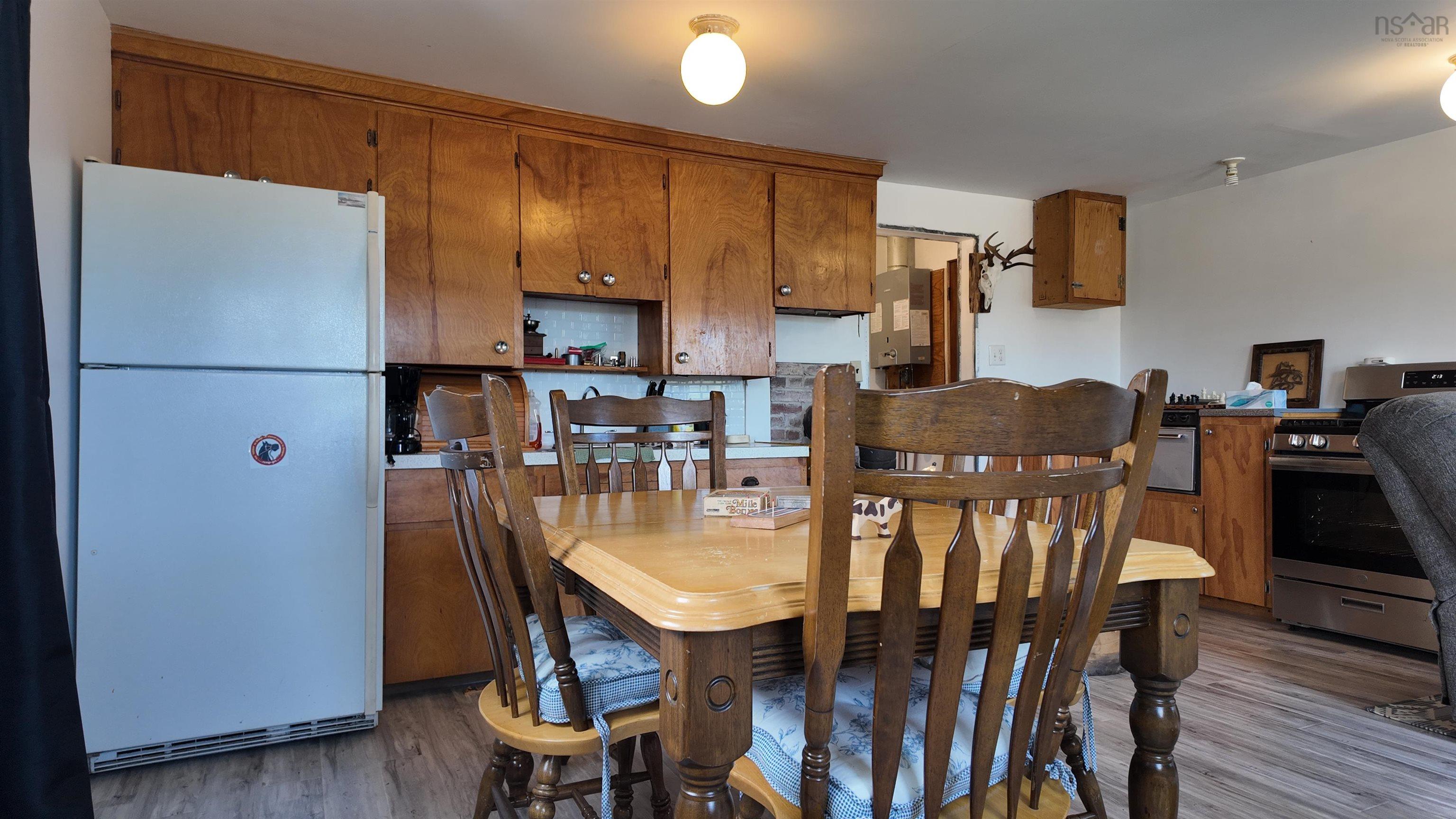 $229,900.00: 588 Sunset Drive, Lansdowne