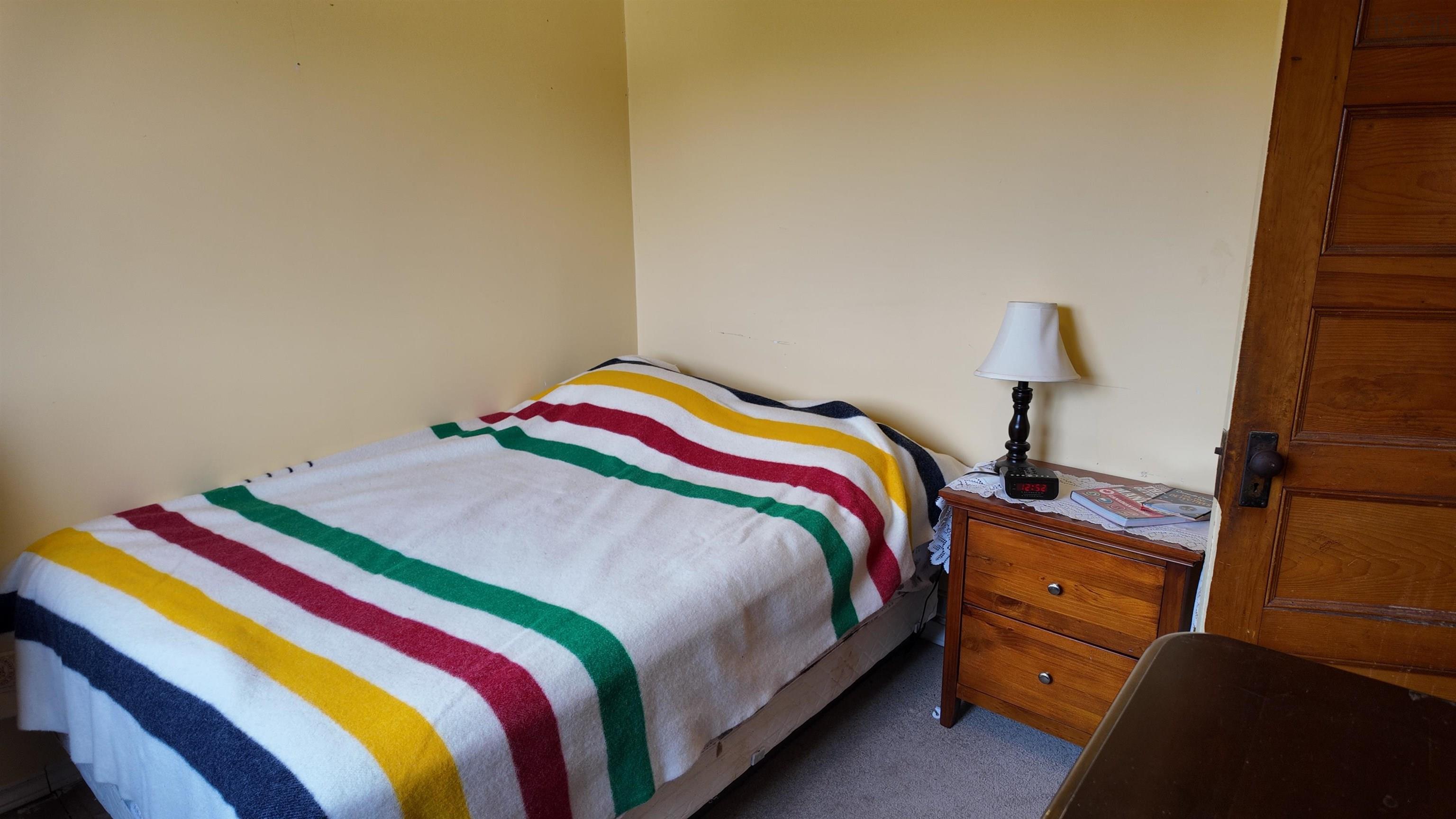 $229,900.00: 588 Sunset Drive, Lansdowne