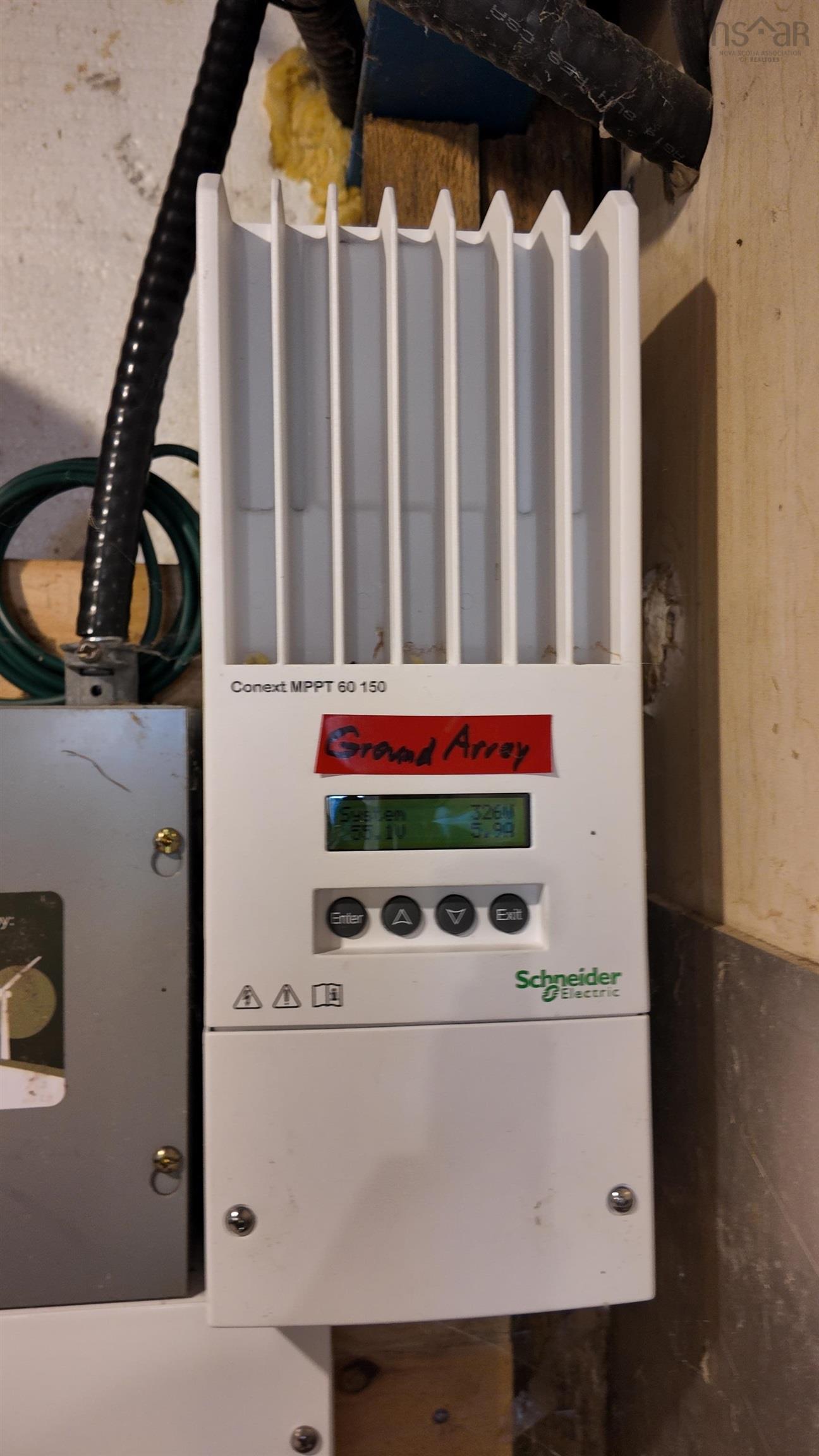 $229,900.00: 588 Sunset Drive, Lansdowne