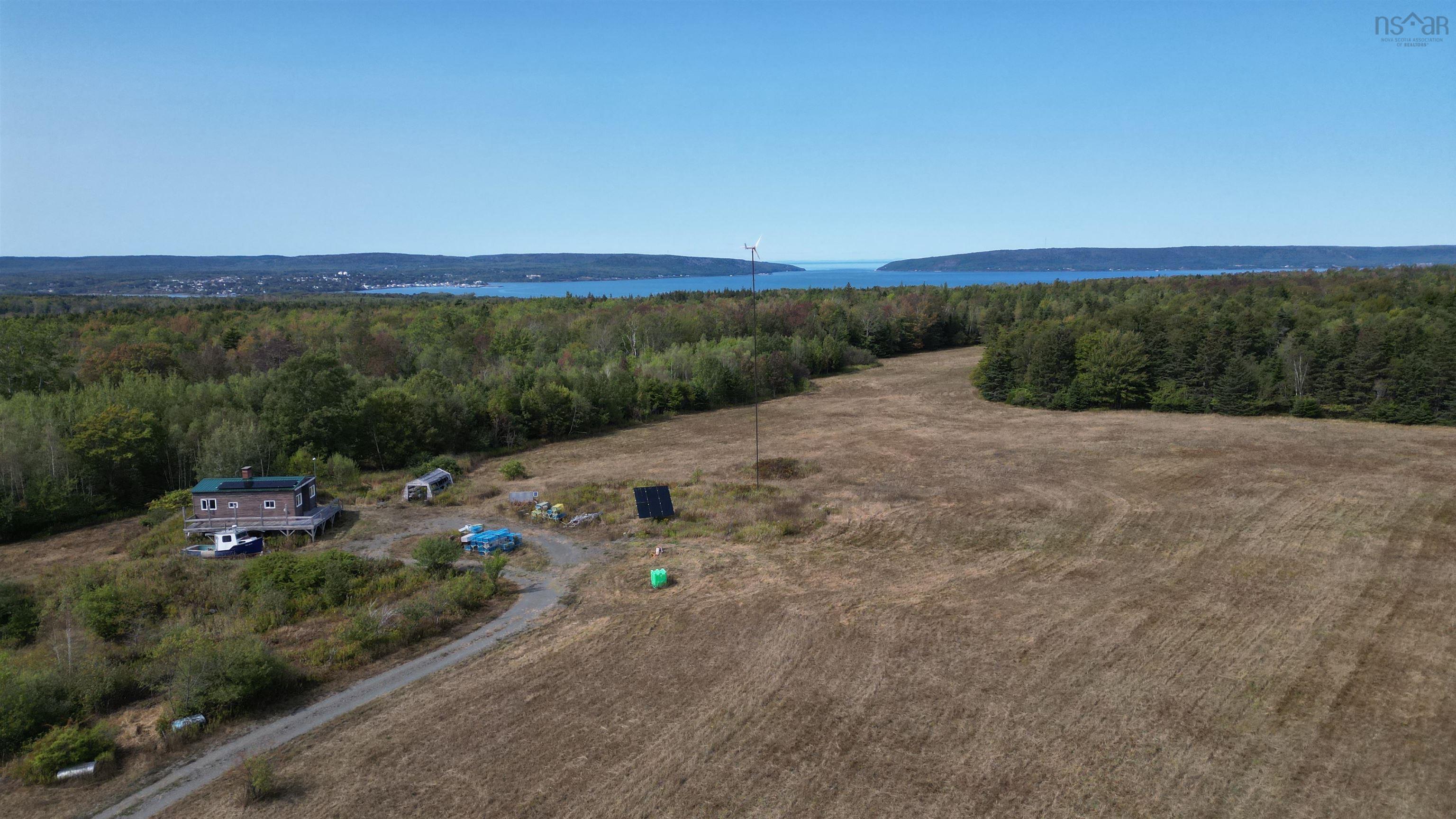 $229,900.00: 588 Sunset Drive, Lansdowne