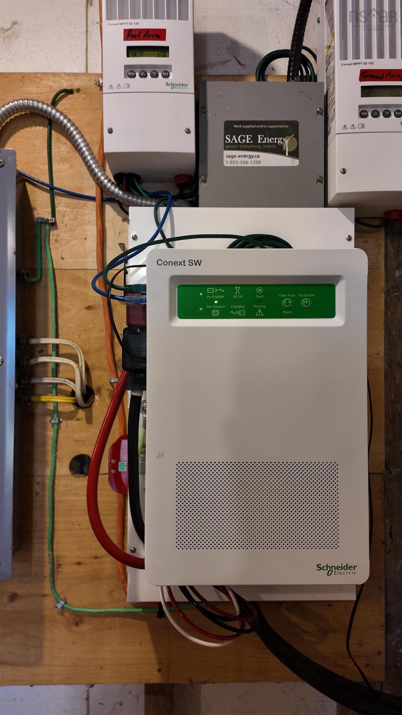 $229,900.00: 588 Sunset Drive, Lansdowne