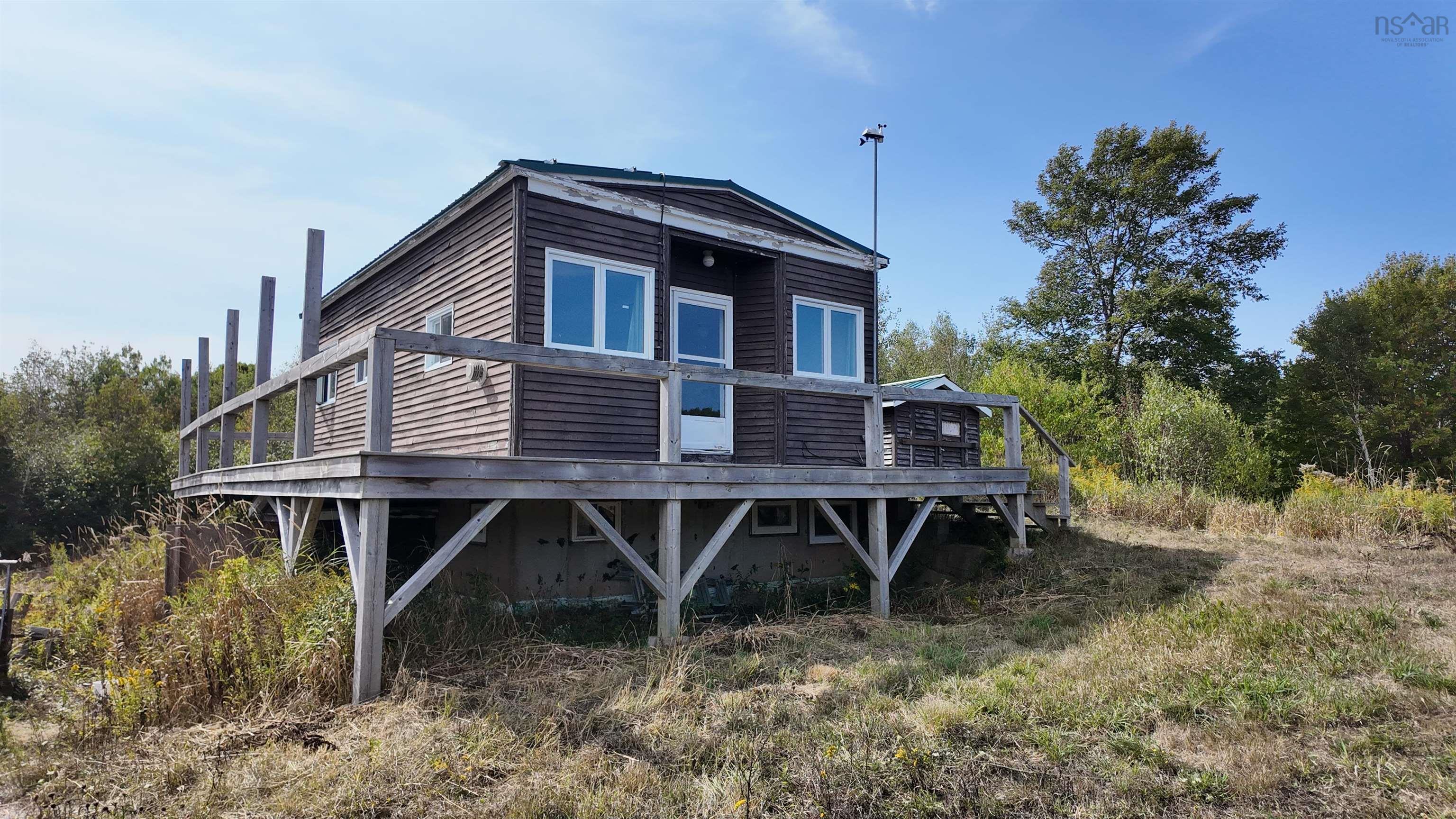 $229,900.00: 588 Sunset Drive, Lansdowne