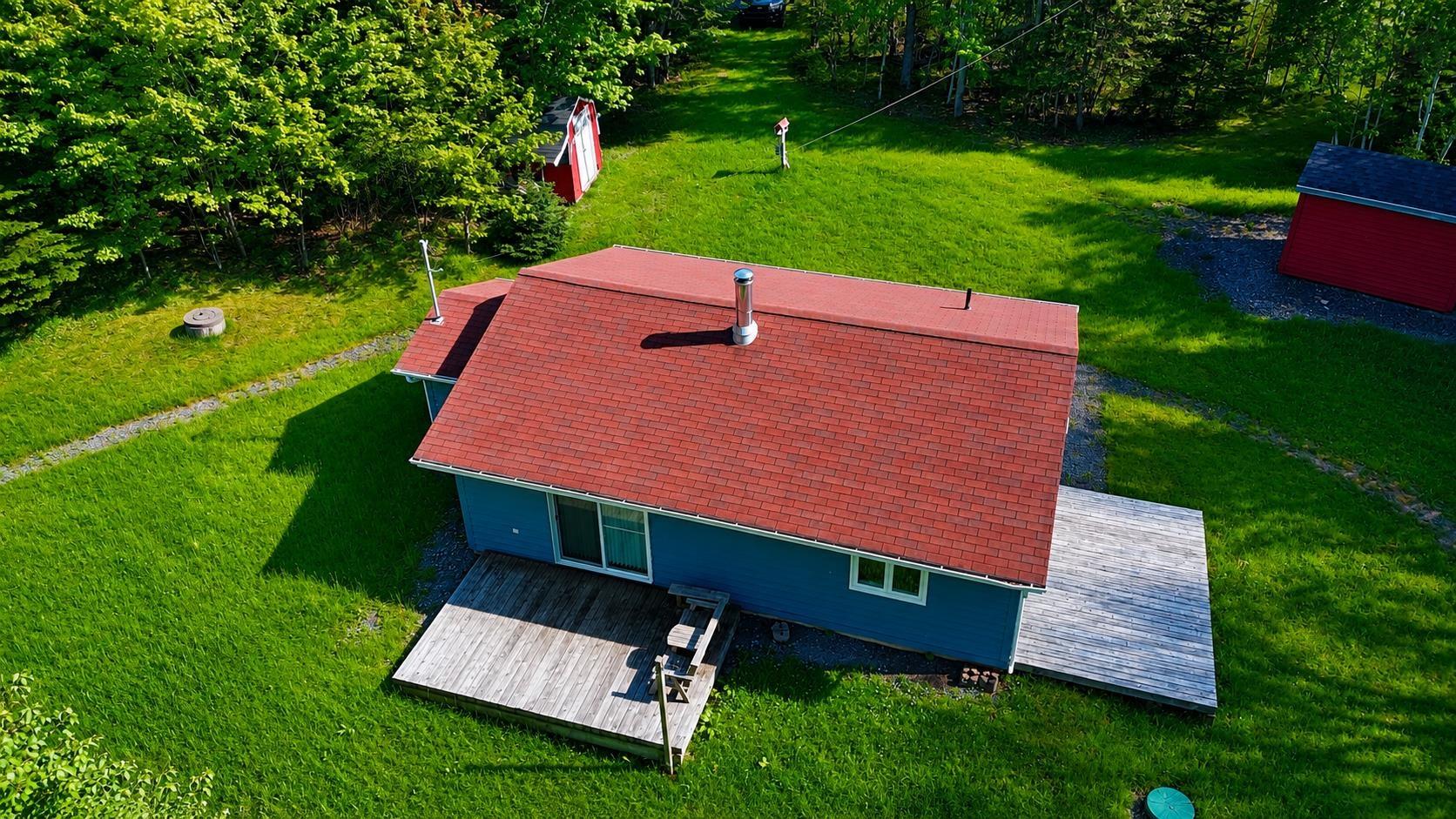 $329,000.00: 5735 West Bay Rd, Roberta