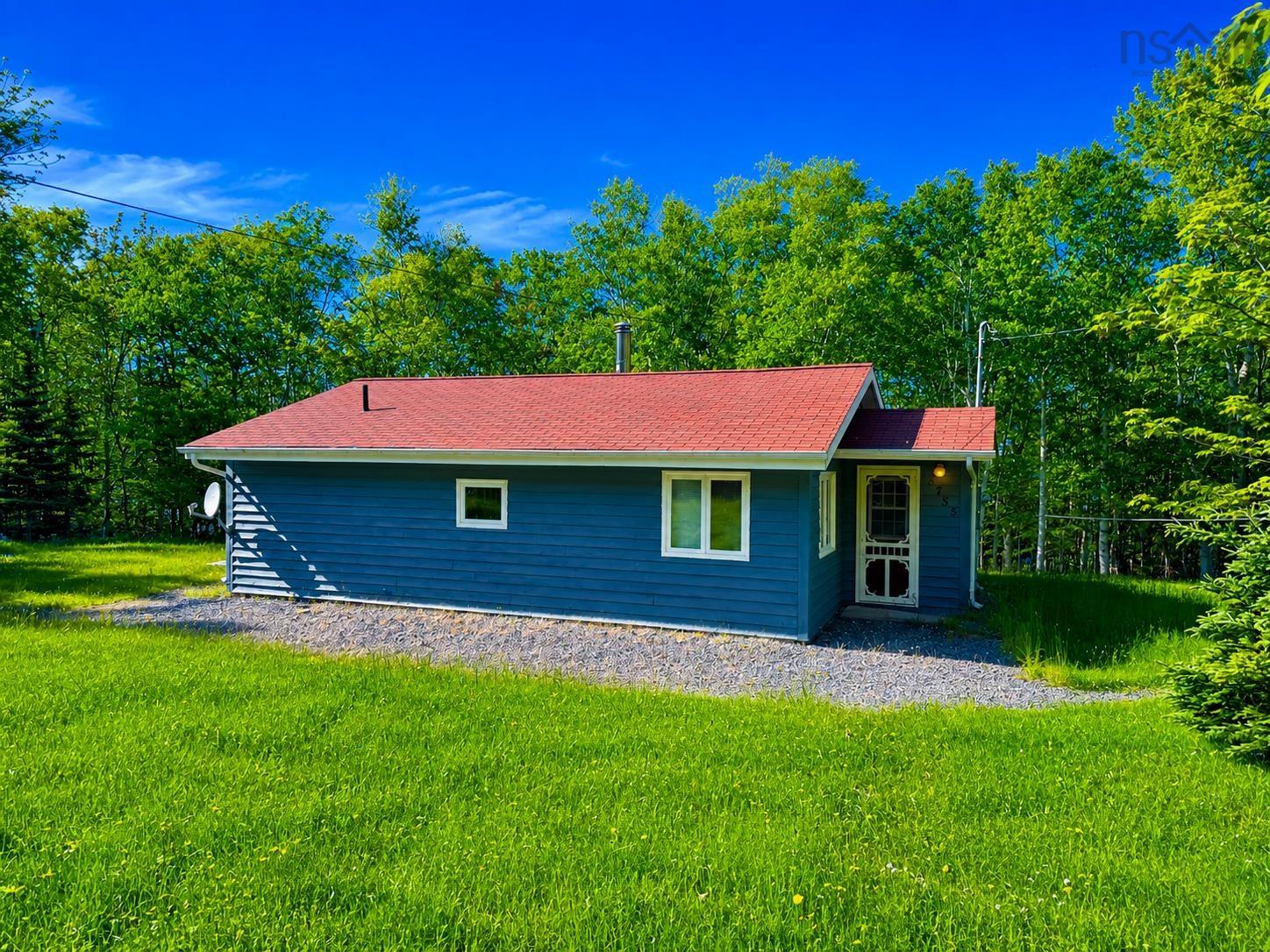 $329,000.00: 5735 West Bay Rd, Roberta