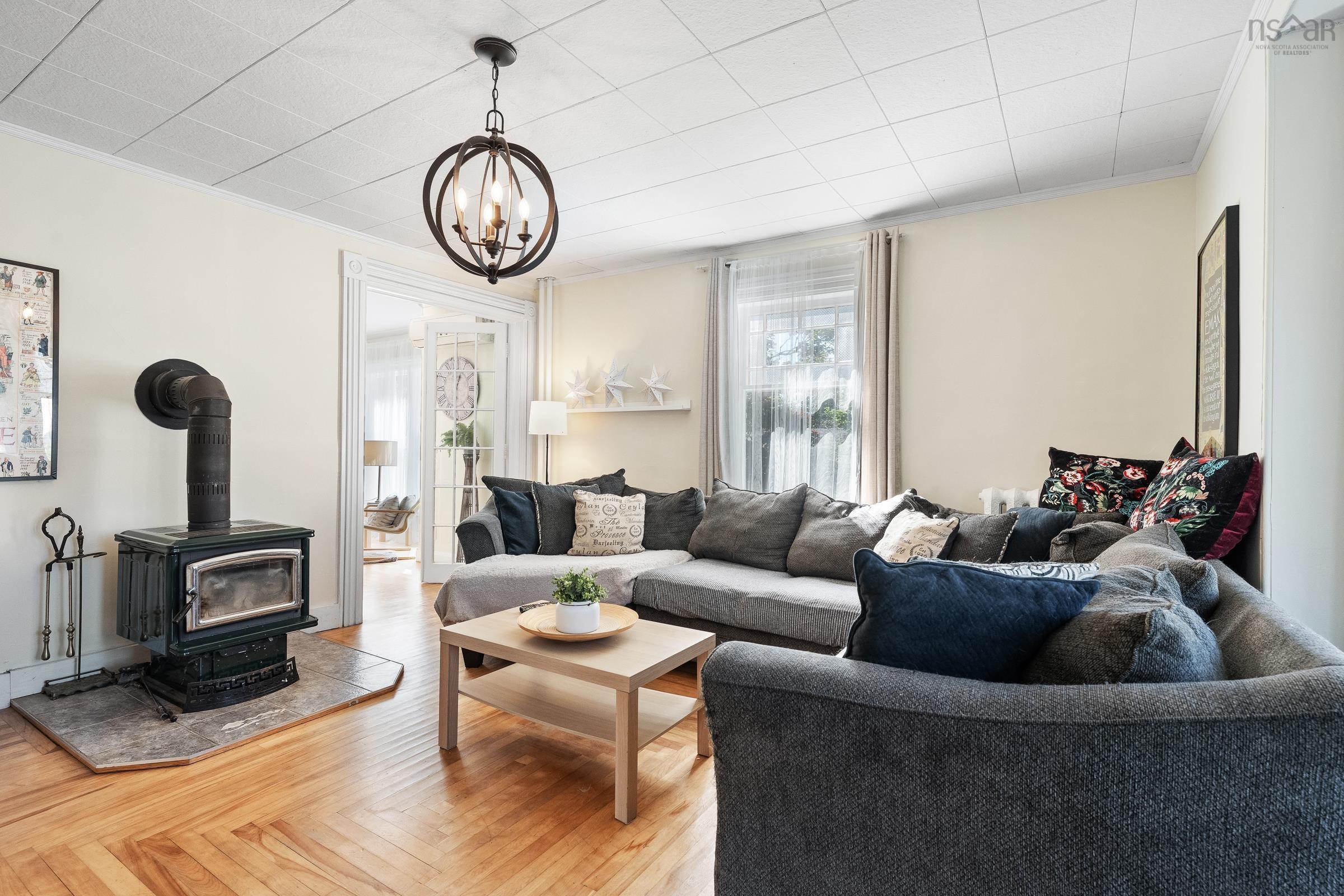 $384,900.00: 15 Brunswick Street, Yarmouth