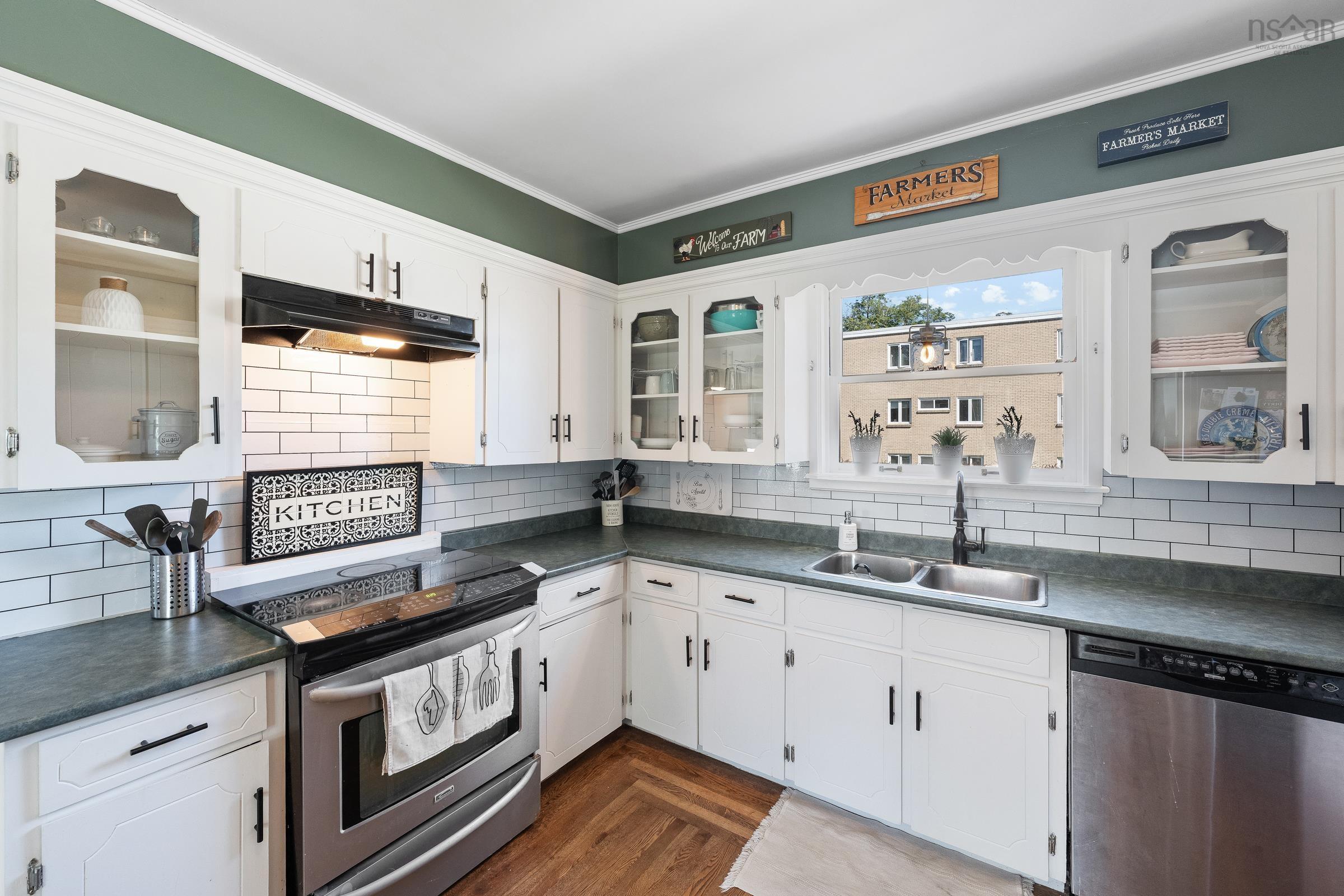 $384,900.00: 15 Brunswick Street, Yarmouth