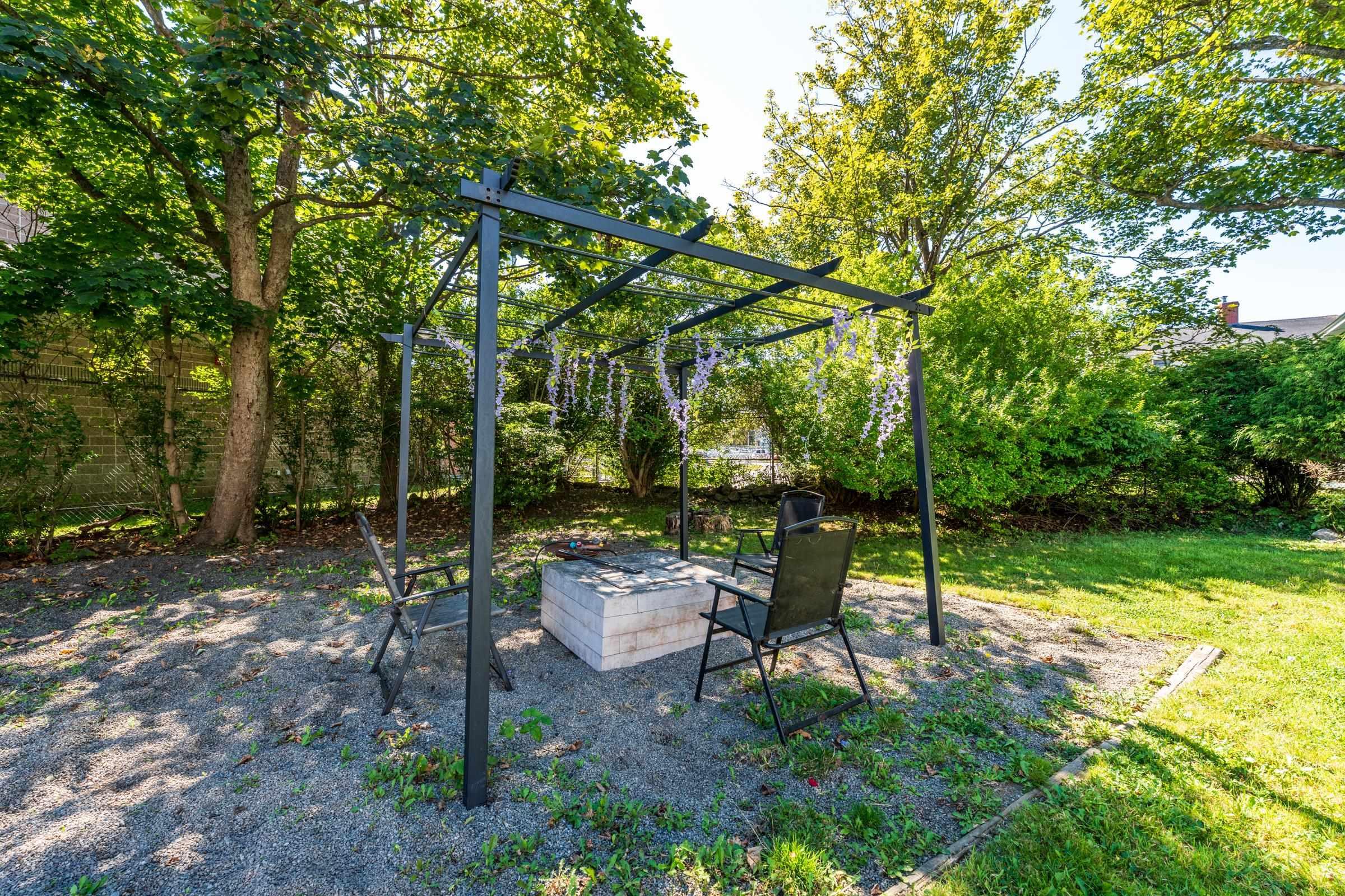 $384,900.00: 15 Brunswick Street, Yarmouth