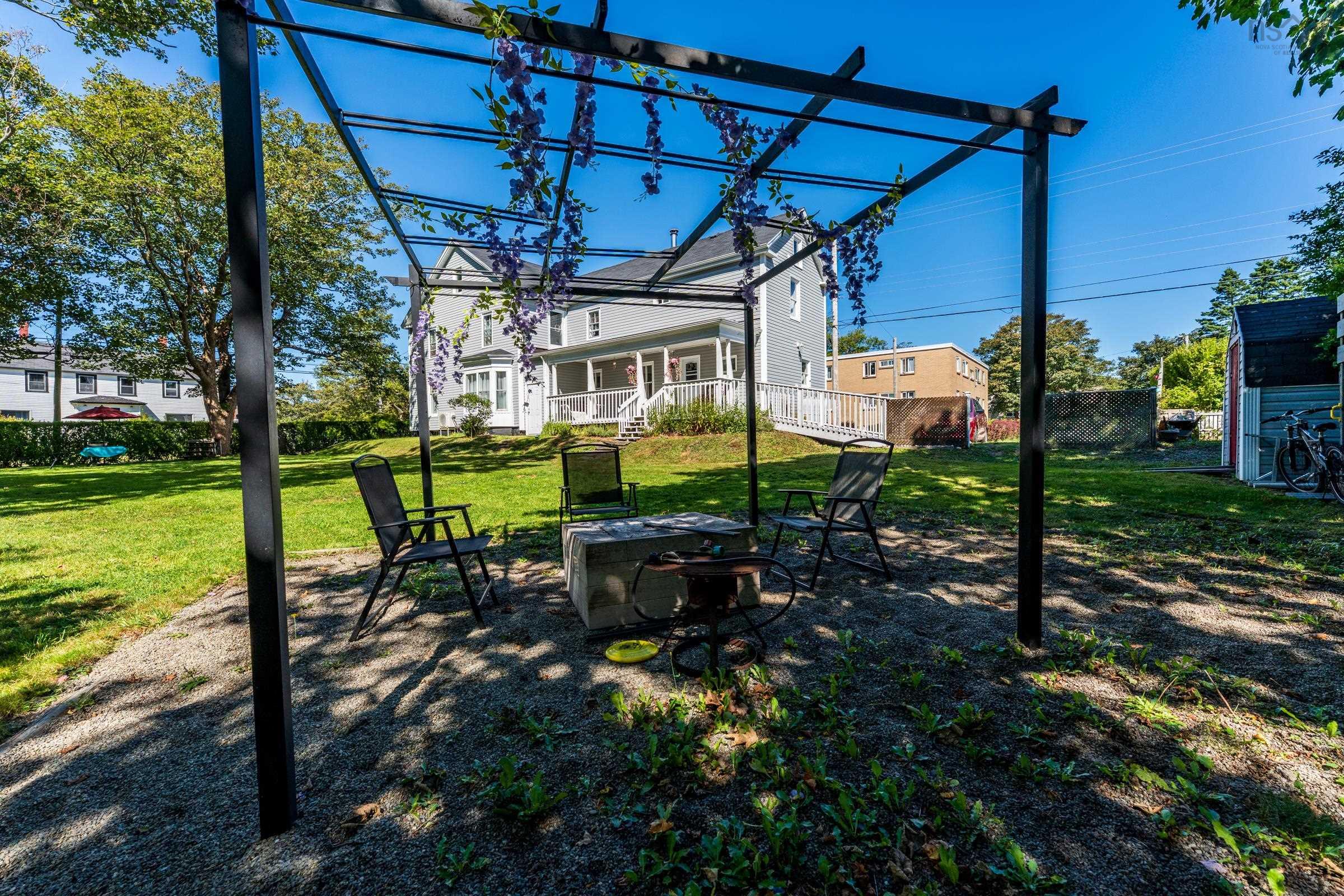 $384,900.00: 15 Brunswick Street, Yarmouth