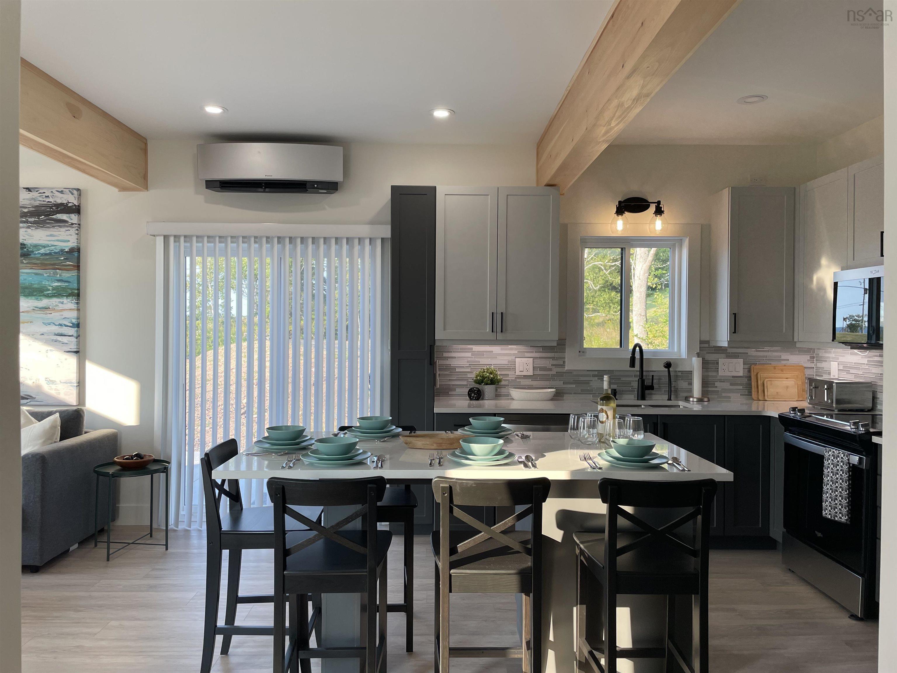 $644,000.00: 24 Dundee Villas Lane, Dundee