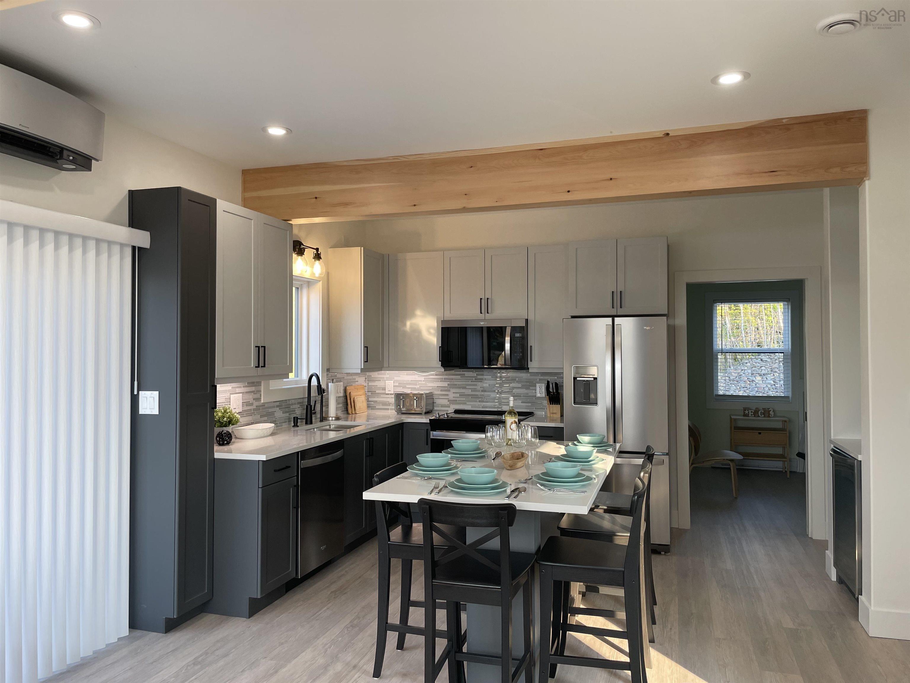 $644,000.00: 24 Dundee Villas Lane, Dundee