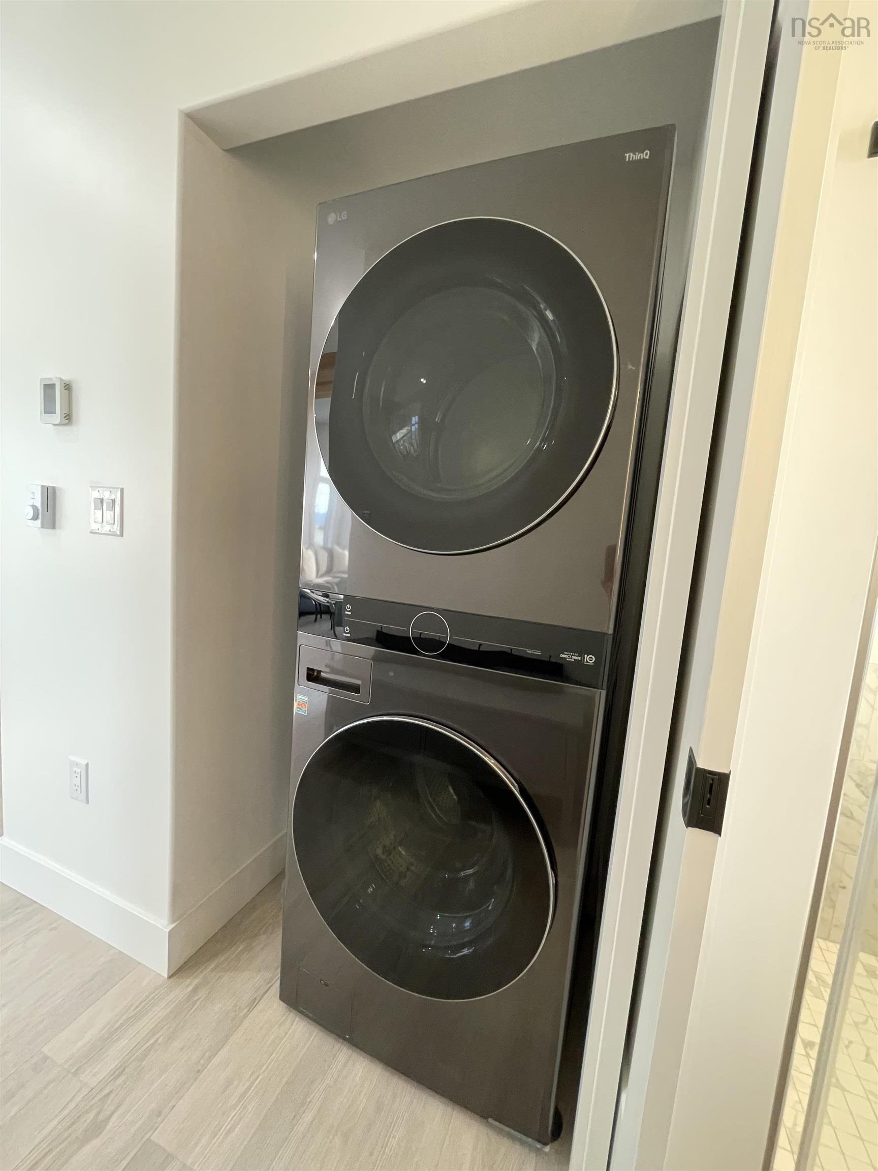 $644,000.00: 24 Dundee Villas Lane, Dundee