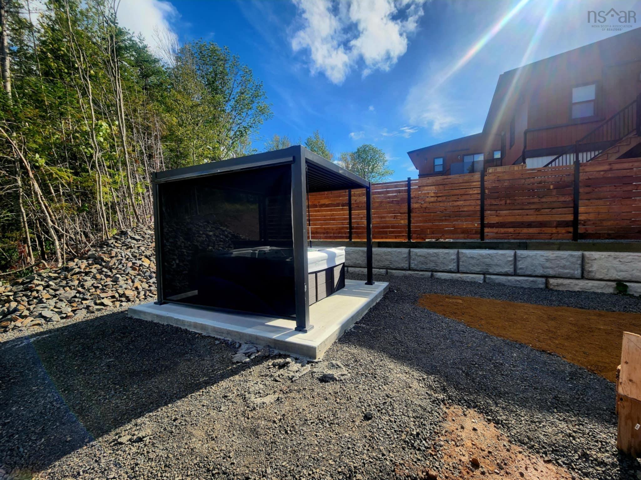 $644,000.00: 24 Dundee Villas Lane, Dundee