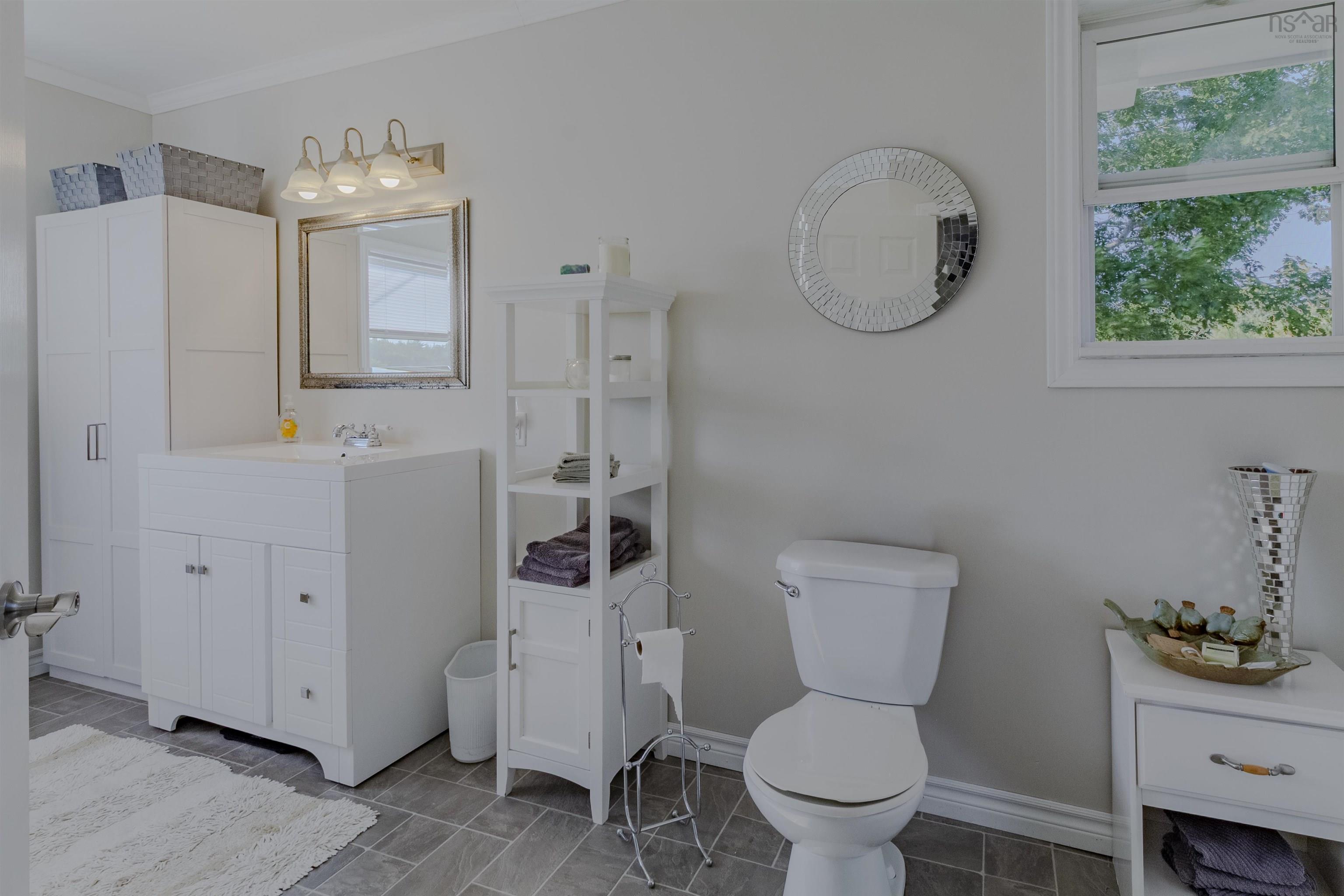 $379,900.00: 7192 Highway 308, Quinan