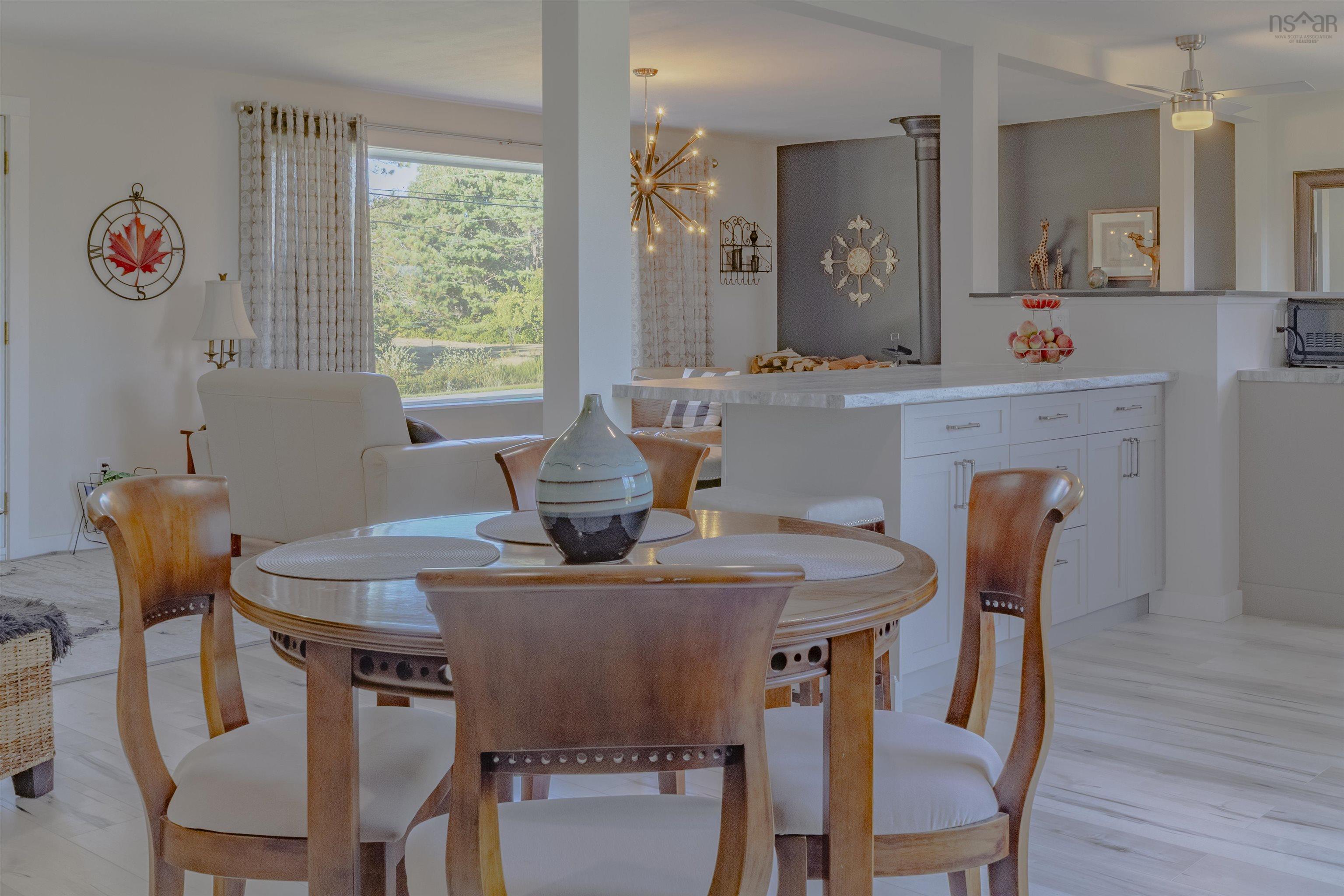 $379,900.00: 7192 Highway 308, Quinan